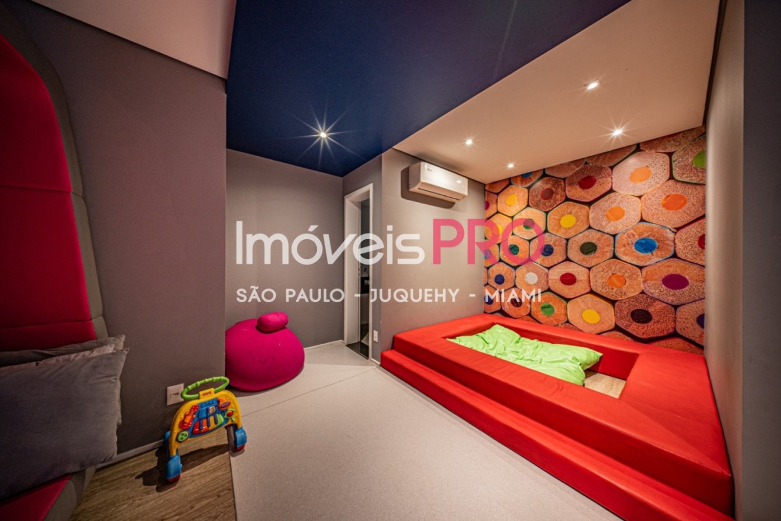 Foto :: https://assets.imoveispro.com.br/thumb/IP37704/apartamento-venda-perdizes_IP37704_77_1920x1080.jpg?