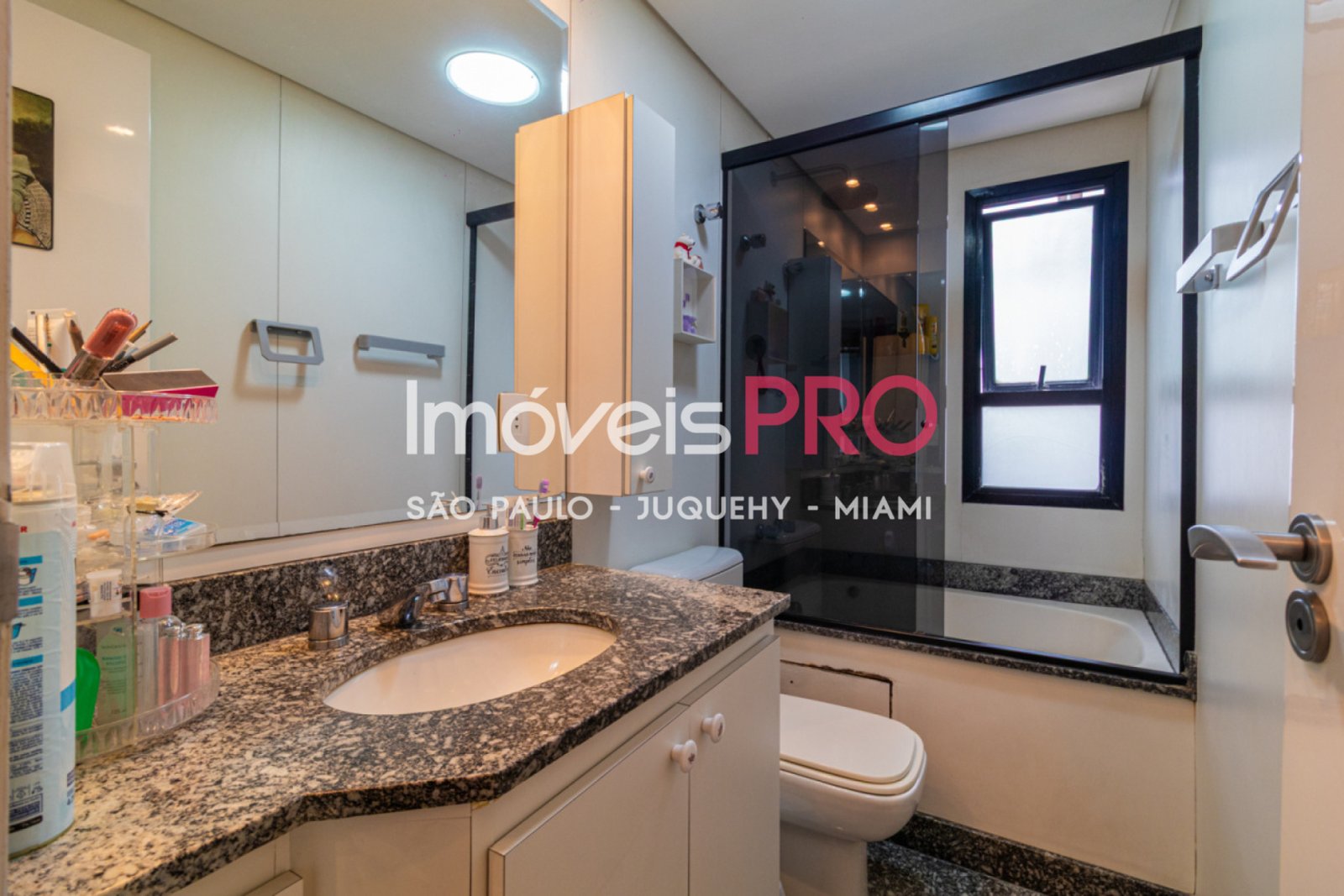 Foto :: https://assets.imoveispro.com.br/thumb/IP37722/apartamento-venda-perdizes_IP37722_47_1920x1080.jpg?