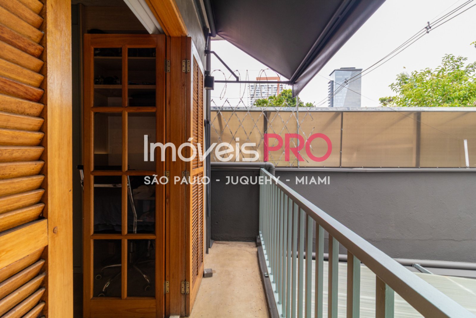 Foto :: https://assets.imoveispro.com.br/thumb/IP37727/casa-aluguel-vila-cordeiro_IP37727_35_1920x1080.jpg?