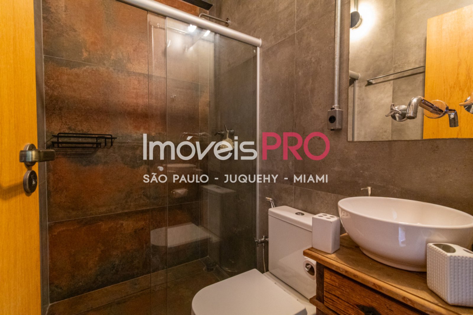 Foto :: IP37727