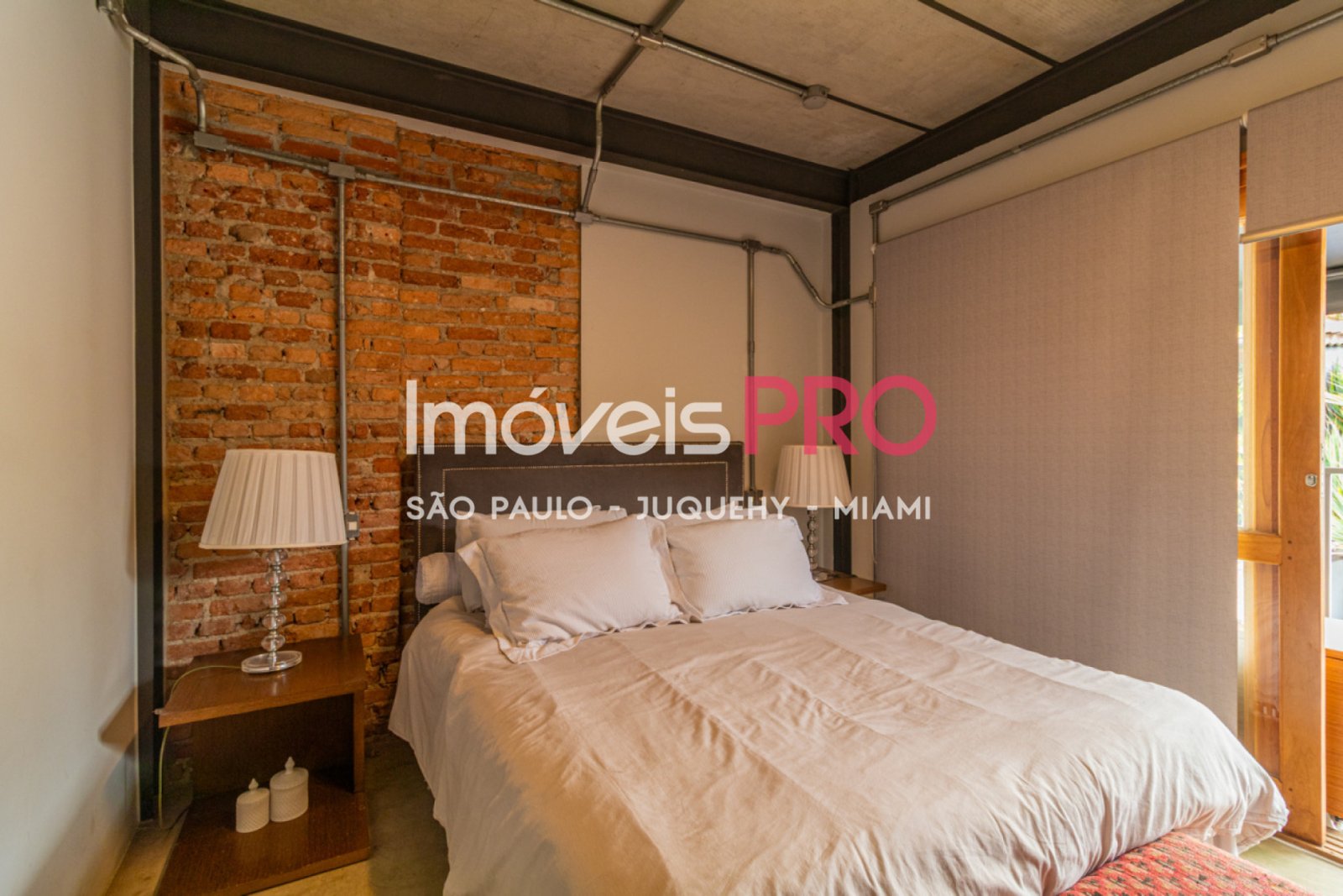 Foto :: IP37727