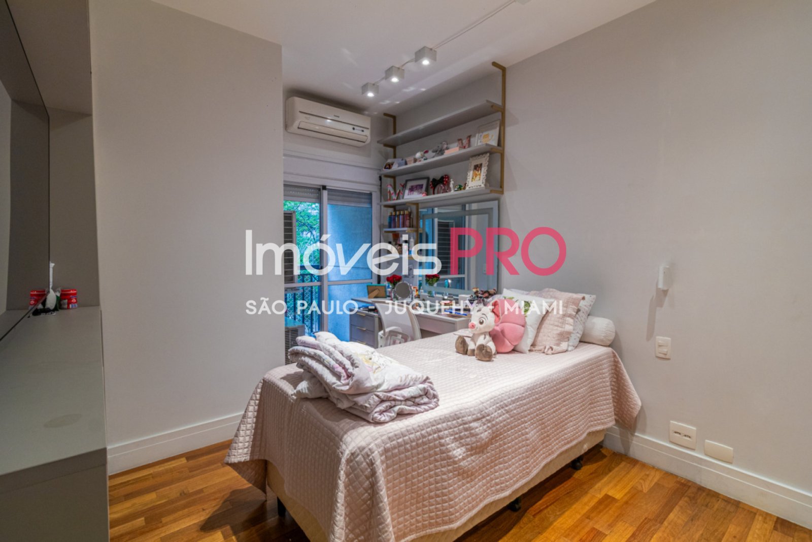 Foto :: https://assets.imoveispro.com.br/thumb/IP37729/apartamento-aluguel-brooklin_IP37729_23_1920x1080.jpg?