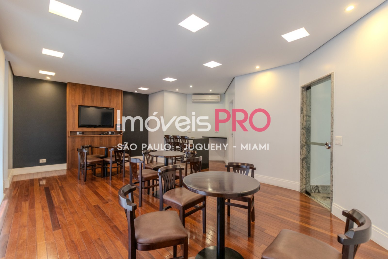 Foto :: https://assets.imoveispro.com.br/thumb/IP37751/apartamento-venda-moema_IP37751_47_1920x1080.jpg?1772218088