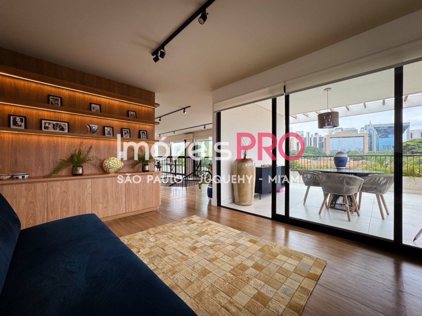 Foto :: https://assets.imoveispro.com.br/thumb/IP37759/sobrado-venda-brooklin_IP37759_23_1920x1080.jpg?