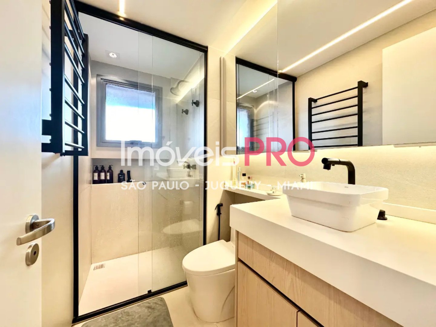 Foto :: https://assets.imoveispro.com.br/thumb/IP37770/apartamento-venda-vila-mariana_IP37770_11_1920x1080.jpg?