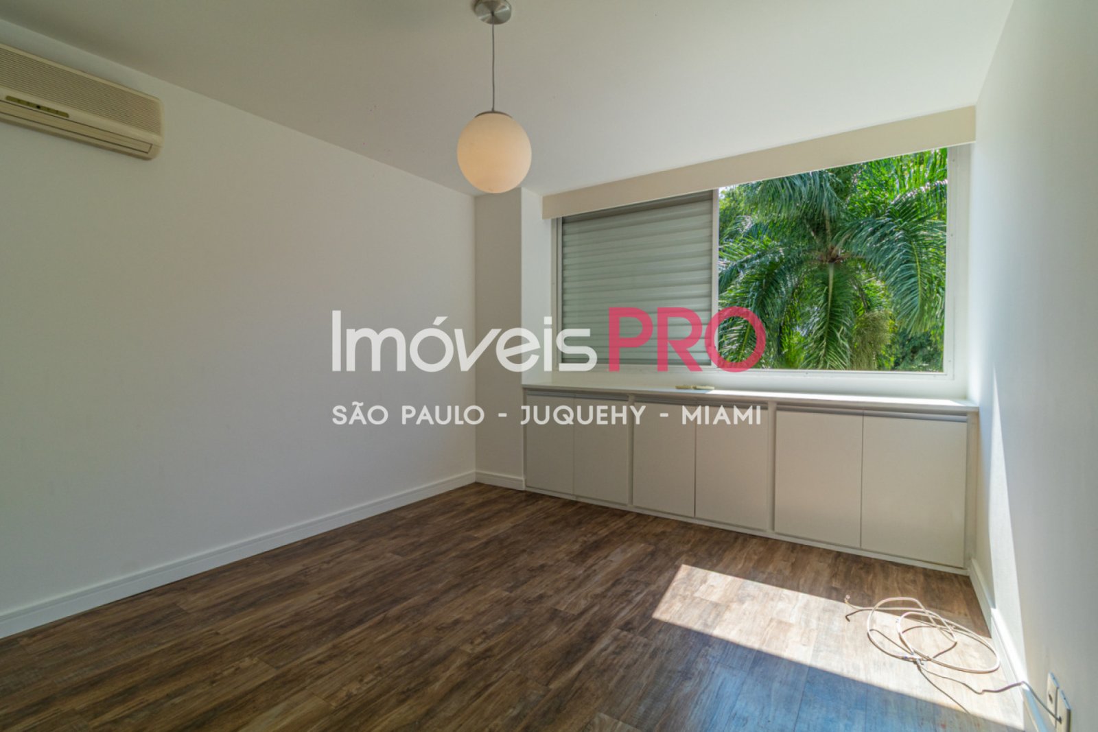 Foto :: https://assets.imoveispro.com.br/thumb/IP37771/apartamento-venda-cerqueira-cesar_IP37771_11_1920x1080.jpg?