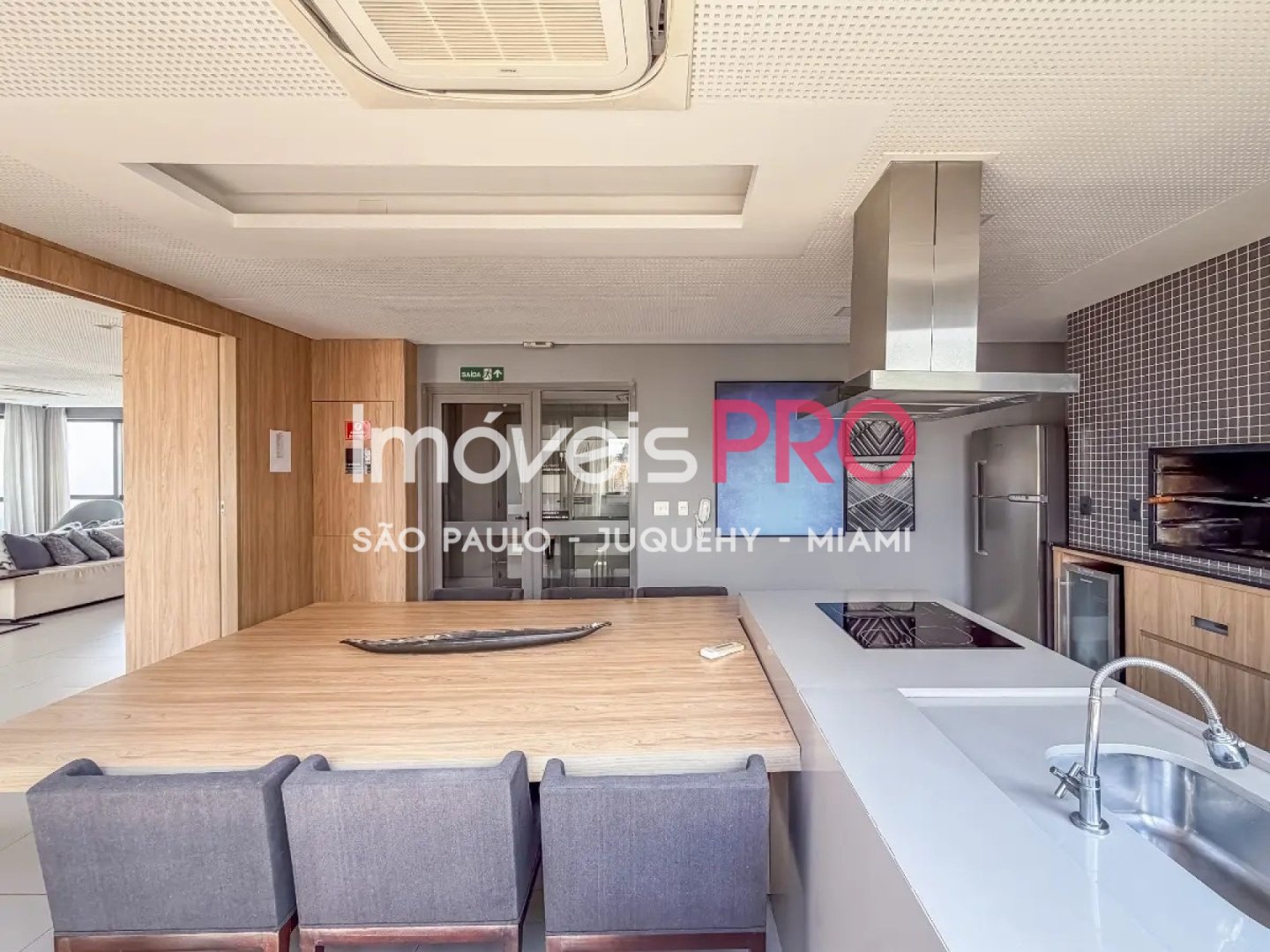 Foto :: https://assets.imoveispro.com.br/thumb/IP37774/apartamento-venda-consolacao_IP37774_23_1920x1080.jpg?