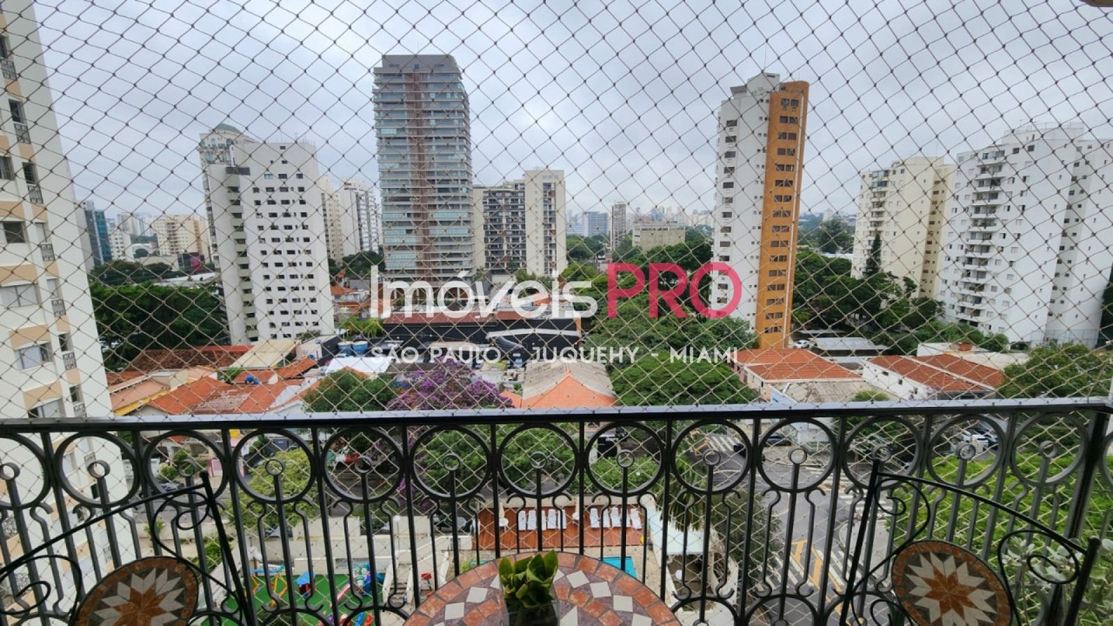 Foto :: https://assets.imoveispro.com.br/thumb/IP37776/apartamento-venda-campo-belo_IP37776_11_1920x1080.jpg?