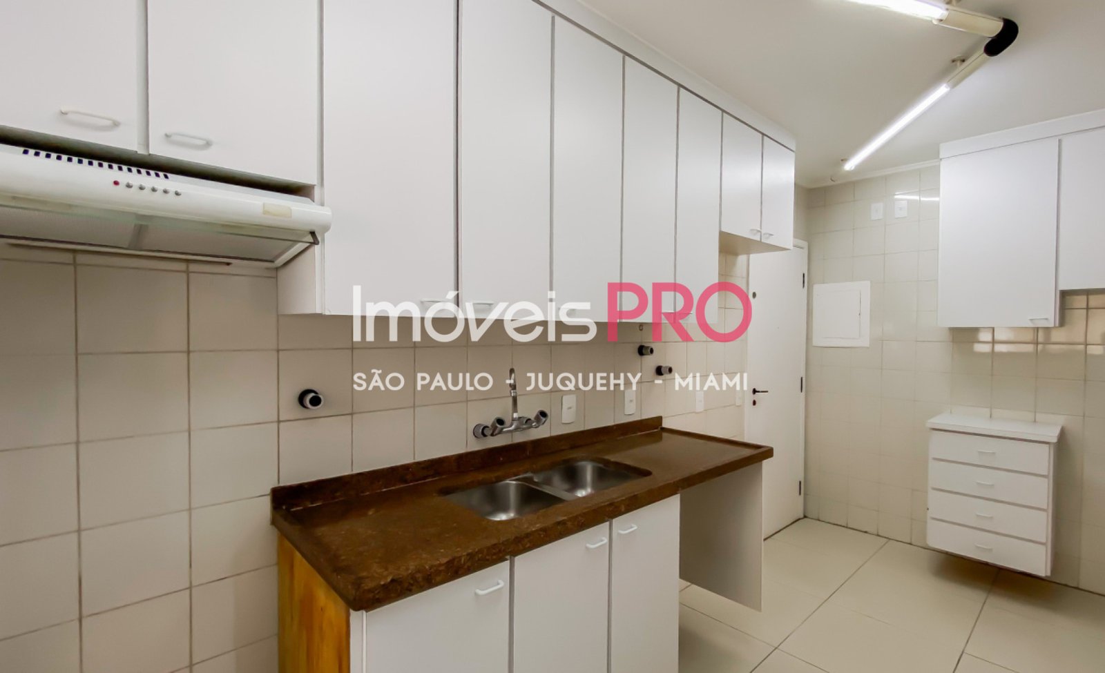 Foto :: https://assets.imoveispro.com.br/thumb/IP37777/apartamento-venda-brooklin_IP37777_23_1920x1080.jpg?