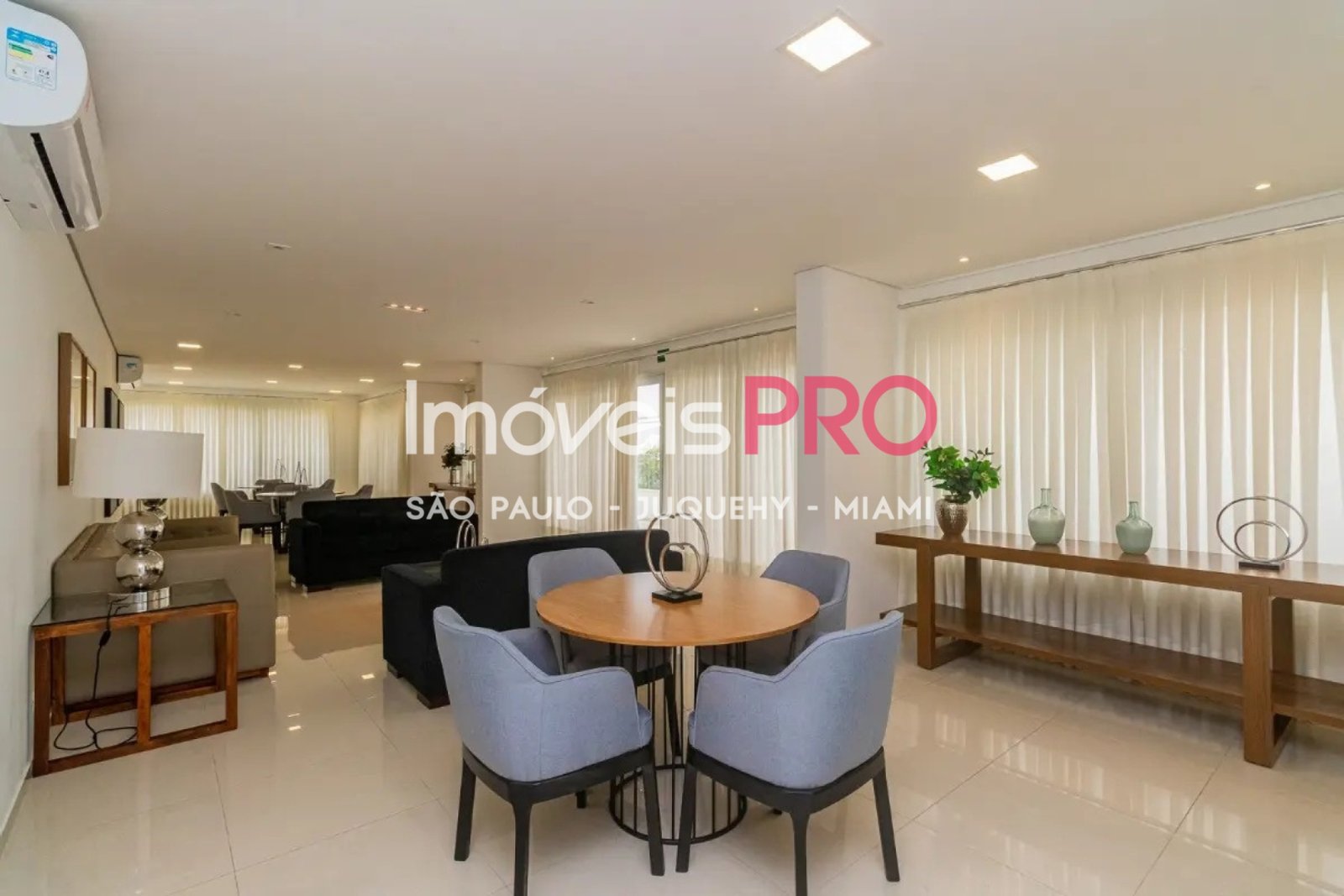 Foto :: https://assets.imoveispro.com.br/thumb/IP37797/apartamento-venda-vila-mascote_IP37797_41_1920x1080.jpg?