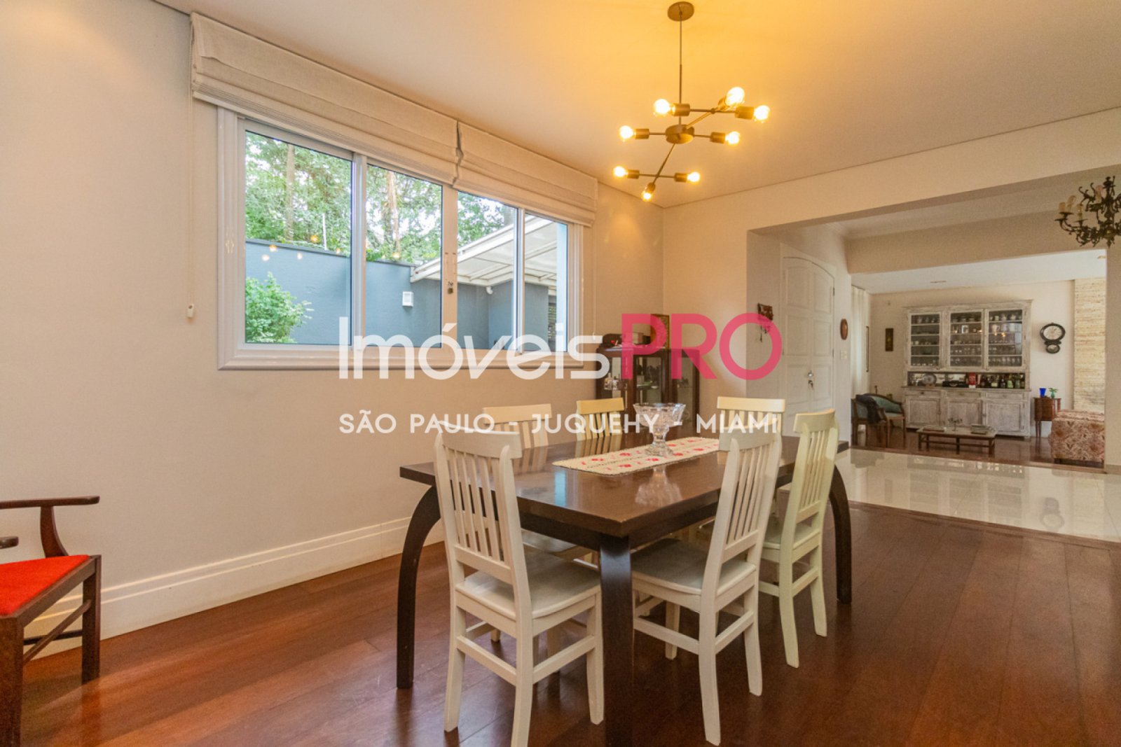 Foto :: https://assets.imoveispro.com.br/thumb/IP37843/sobrado-venda-brooklin-paulista_IP37843_29_1920x1080.jpg?