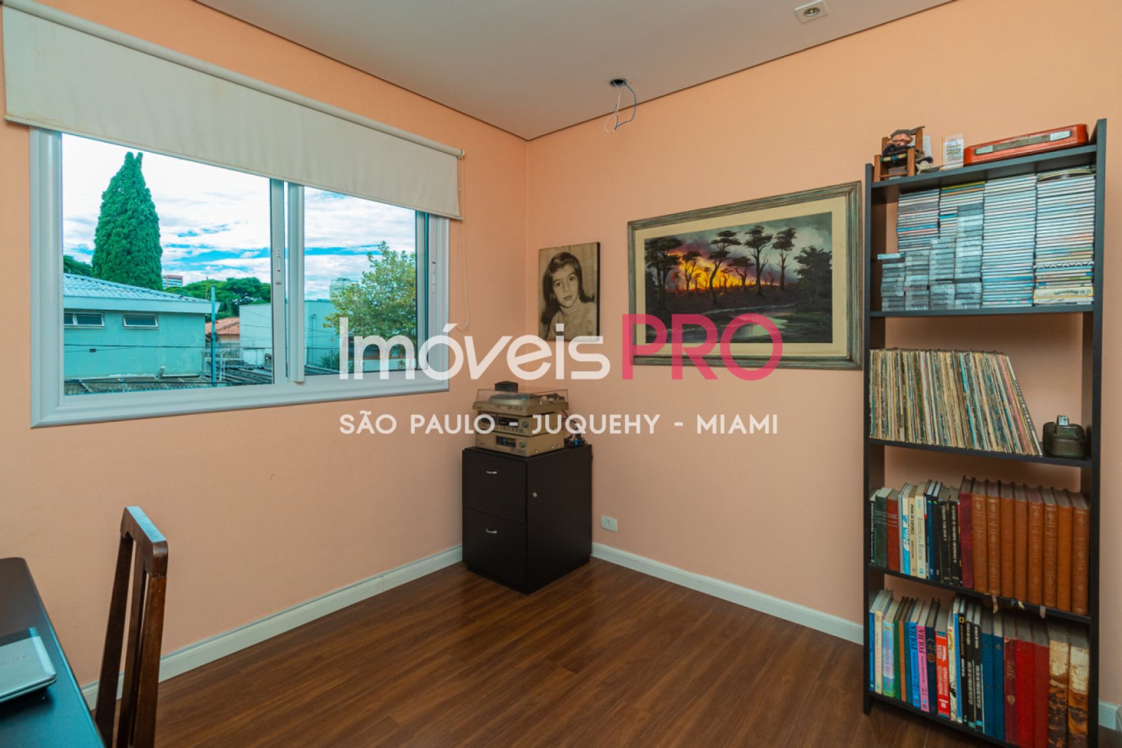 Foto :: https://assets.imoveispro.com.br/thumb/IP37843/sobrado-venda-brooklin-paulista_IP37843_53_1920x1080.jpg?