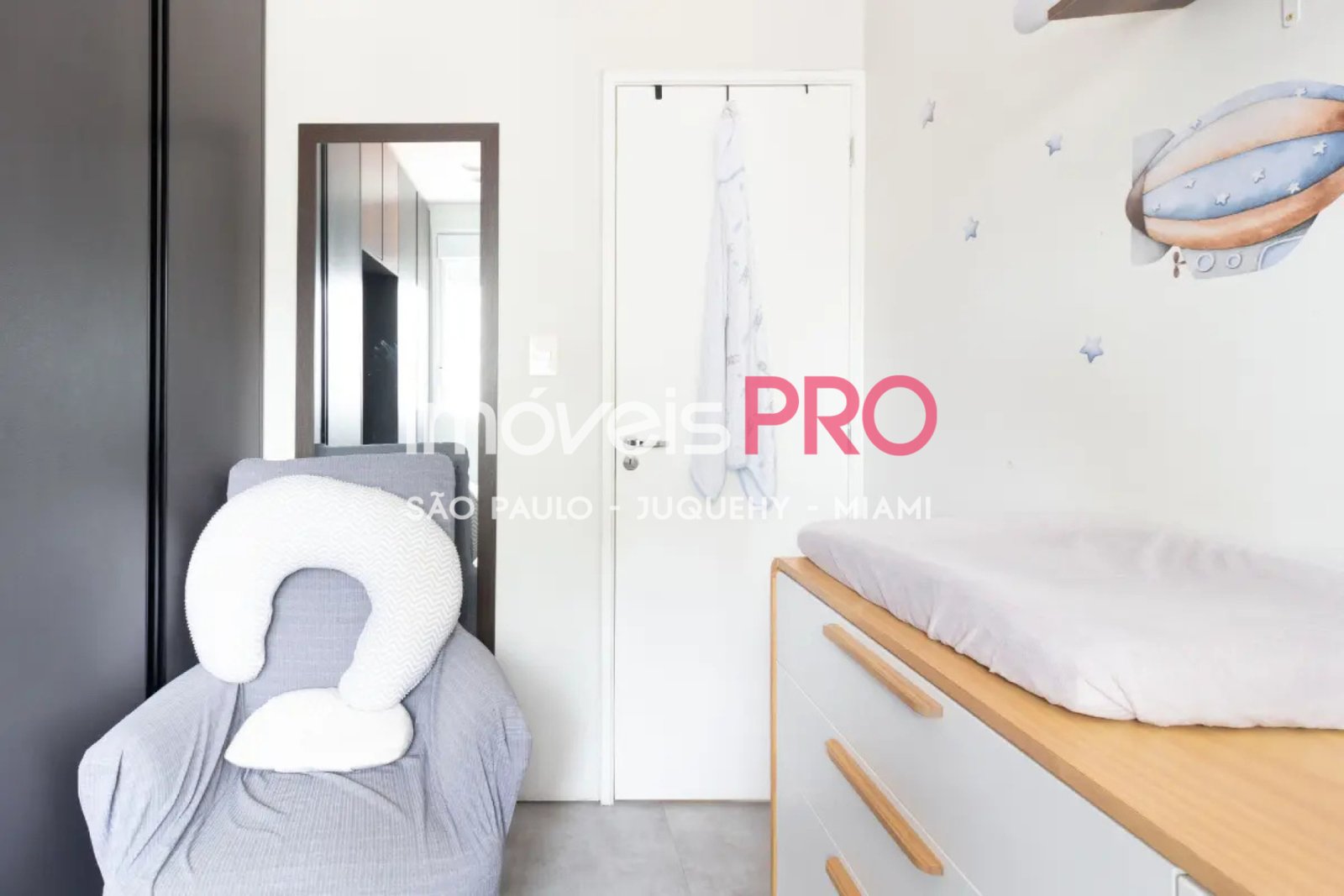 Foto :: https://assets.imoveispro.com.br/thumb/IP37844/cobertura-venda-chacara-santo-antonio-zona-sul_IP37844_11_1920x1080.jpg?