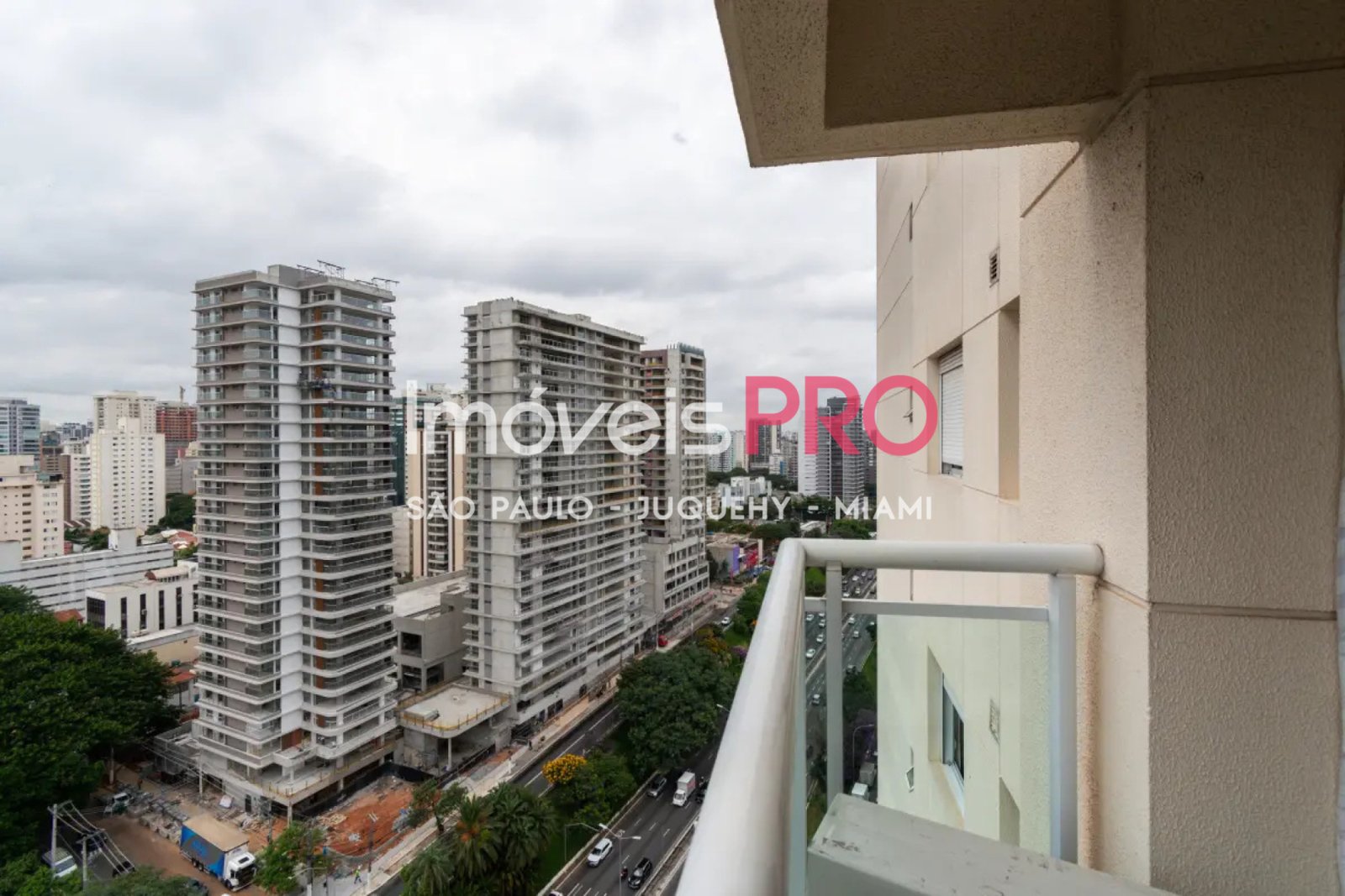 Foto :: https://assets.imoveispro.com.br/thumb/IP37845/apartamento-venda-moema_IP37845_23_1920x1080.jpg?