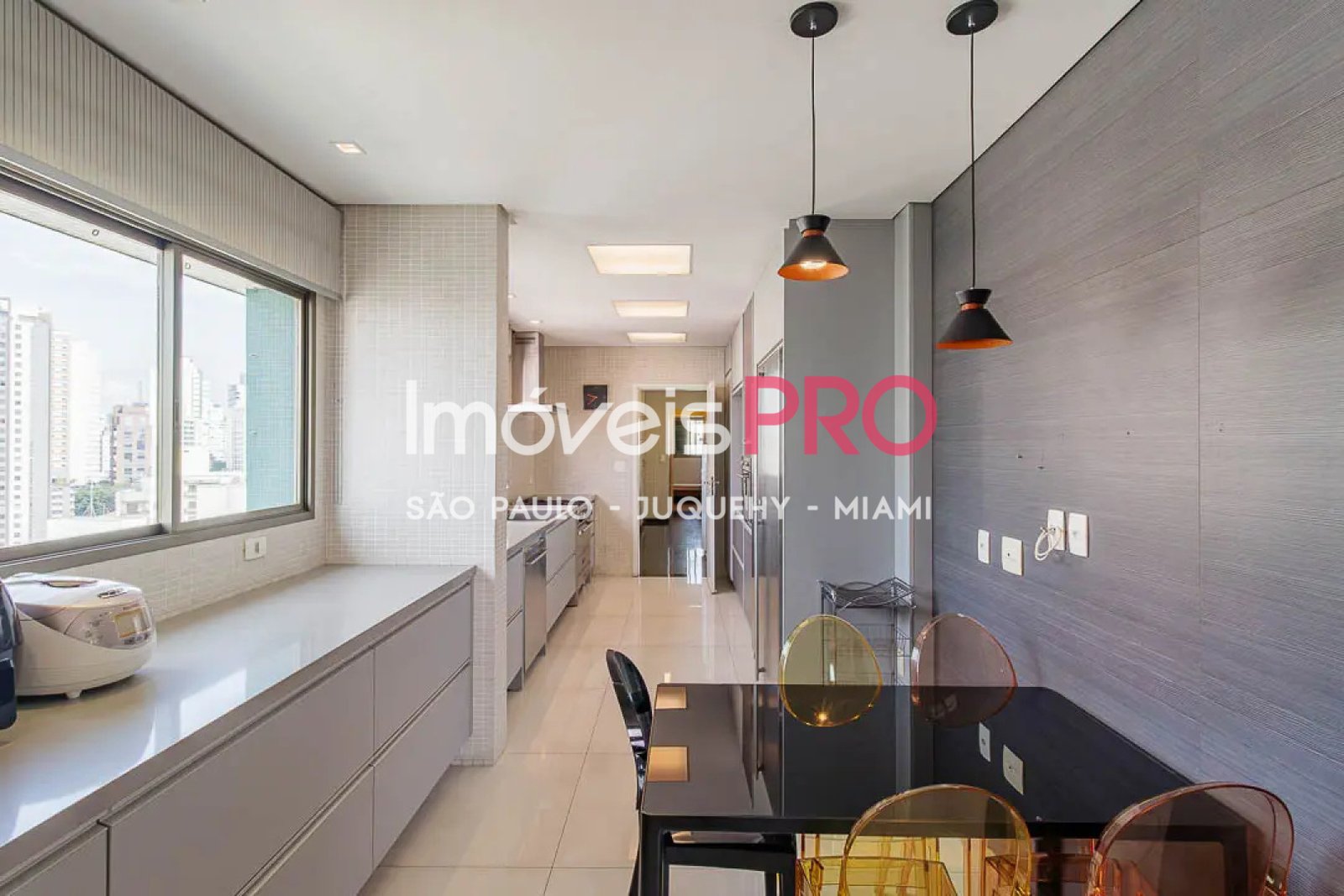 Foto :: https://assets.imoveispro.com.br/thumb/IP37846/apartamento-venda-aclimacao_IP37846_41_1920x1080.jpg?