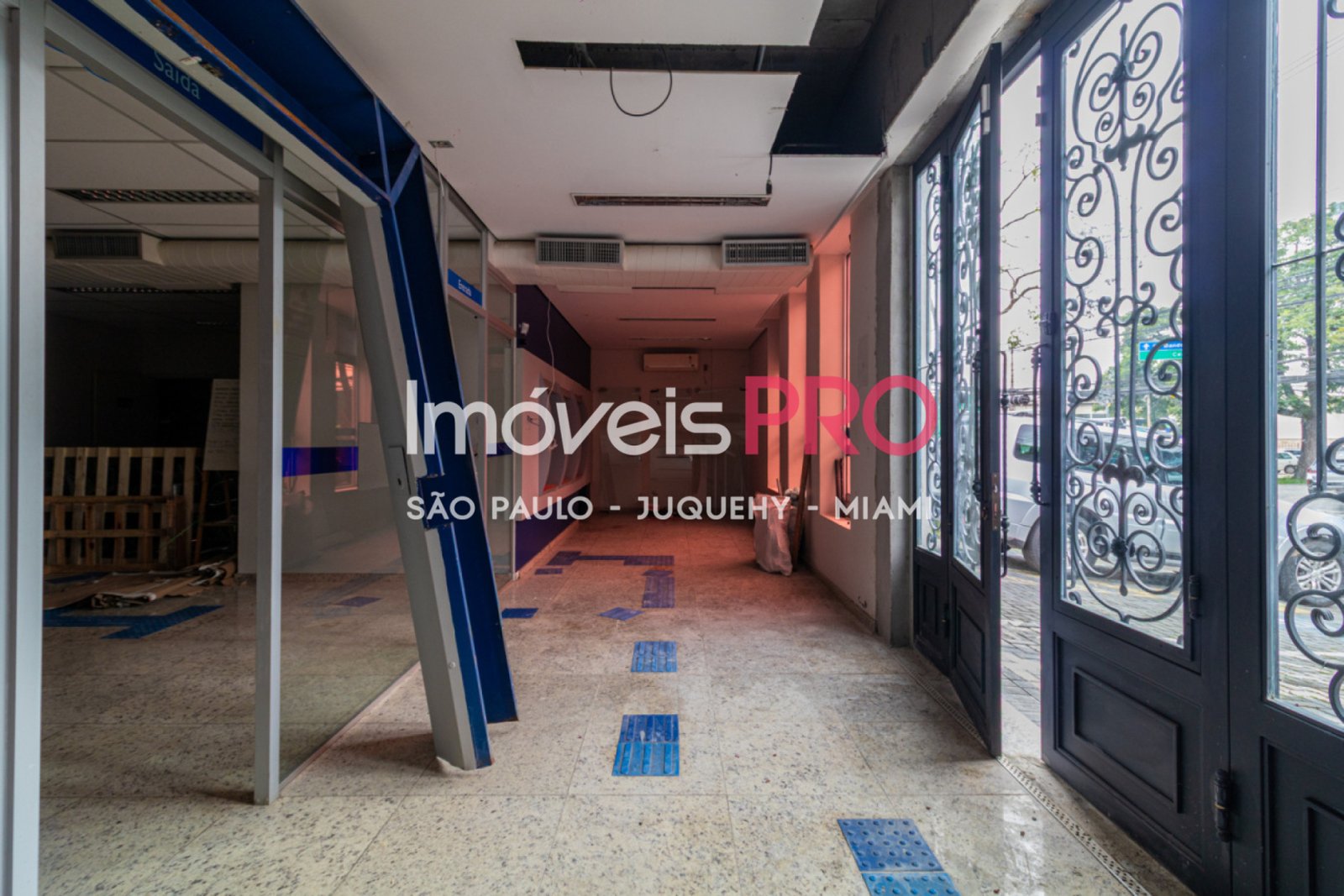 Foto :: https://assets.imoveispro.com.br/thumb/IP37851/predio-aluguel-alto-de-pinheiros_IP37851_35_1920x1080.jpg?