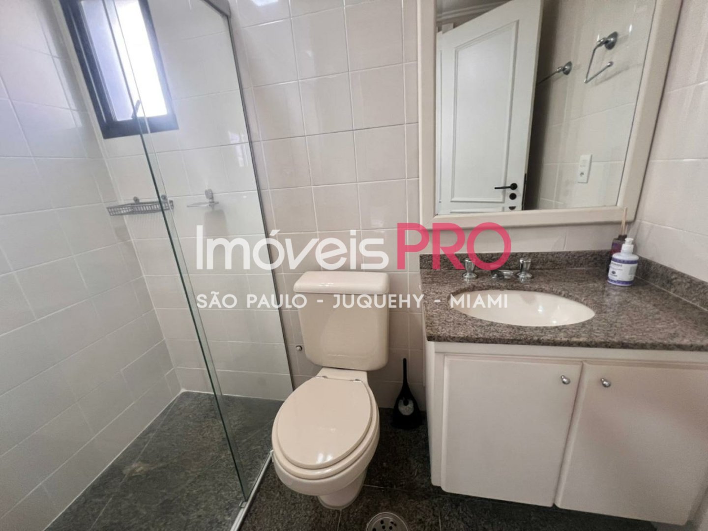 Foto :: https://assets.imoveispro.com.br/thumb/IP37856/apartamento-aluguel-moema-passaros_IP37856_11_1920x1080.jpg?