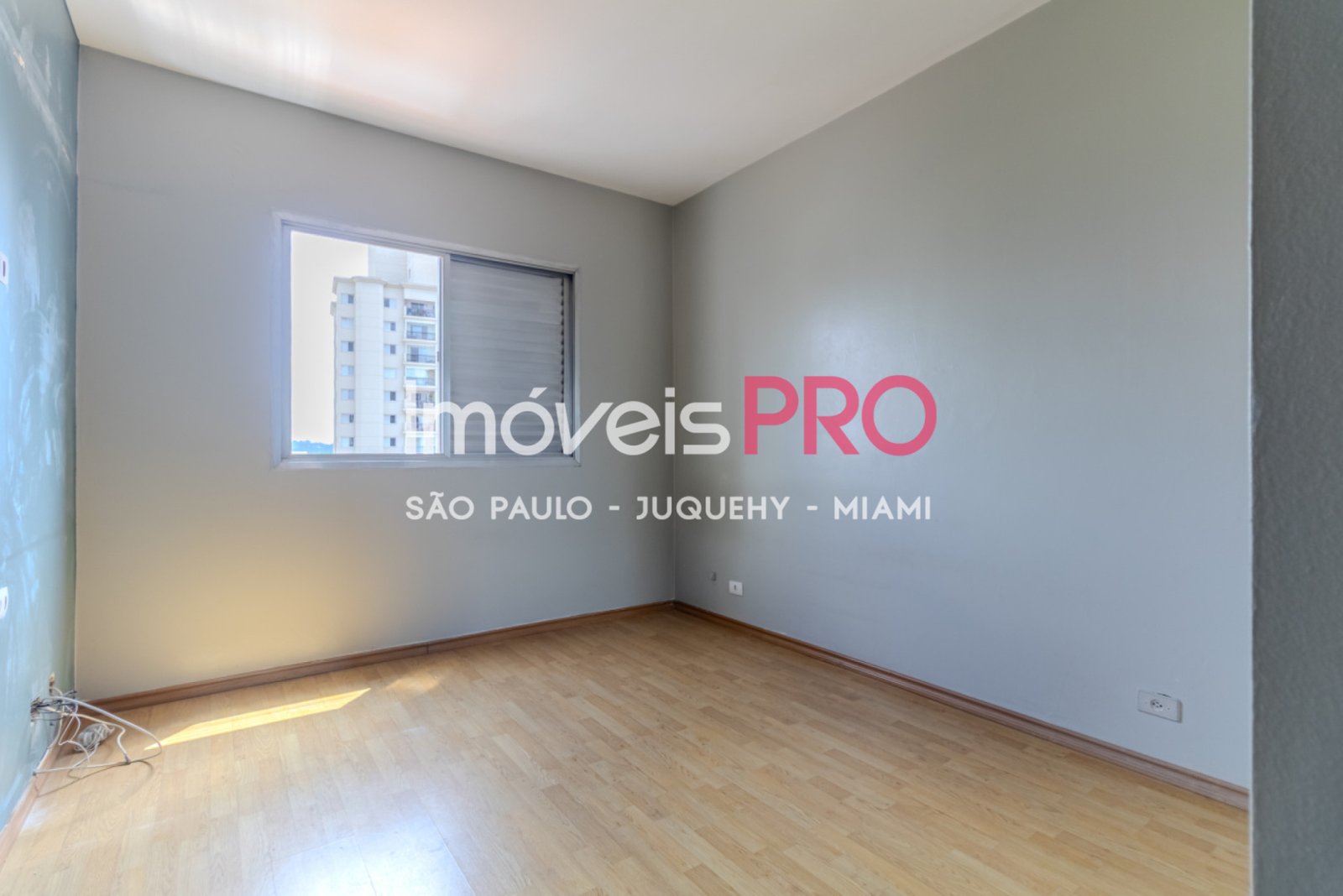 Foto :: https://assets.imoveispro.com.br/thumb/IP37859/apartamento-venda-pinheiros_IP37859_11_1920x1080.jpg?