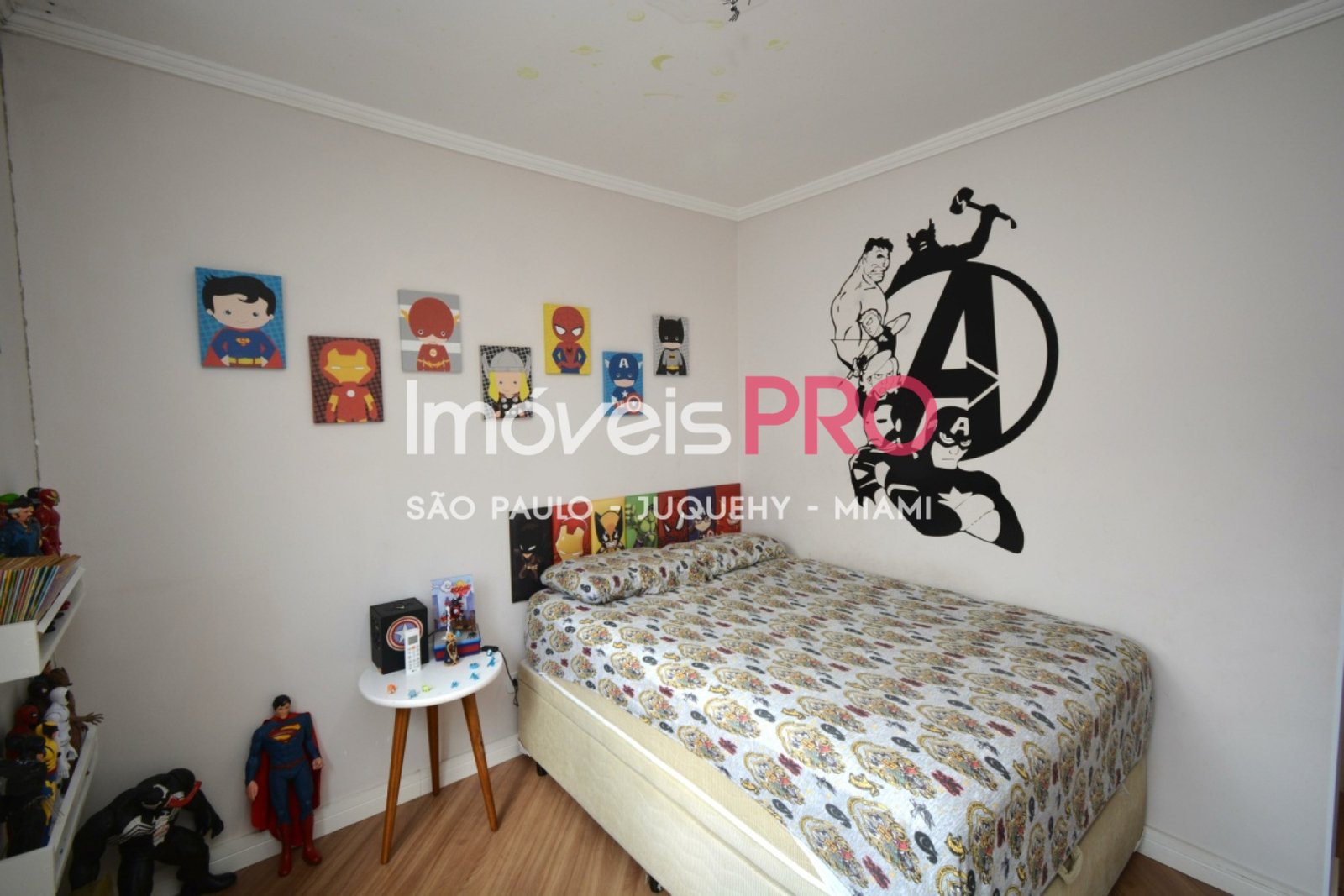 Foto :: https://assets.imoveispro.com.br/thumb/IP37861/casa-venda-jardim-ipanema-zona-sul_IP37861_35_1920x1080.jpg?