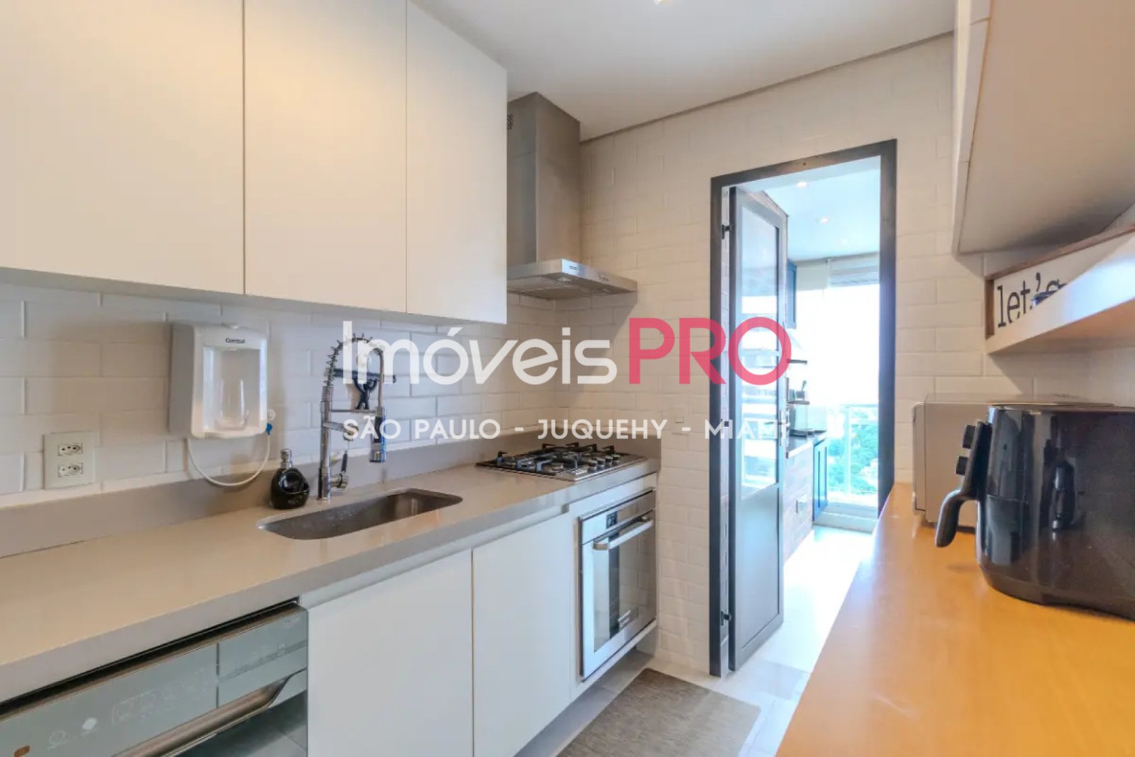 Foto :: https://assets.imoveispro.com.br/thumb/IP37863/apartamento-venda-campo-belo_IP37863_11_1920x1080.jpg?