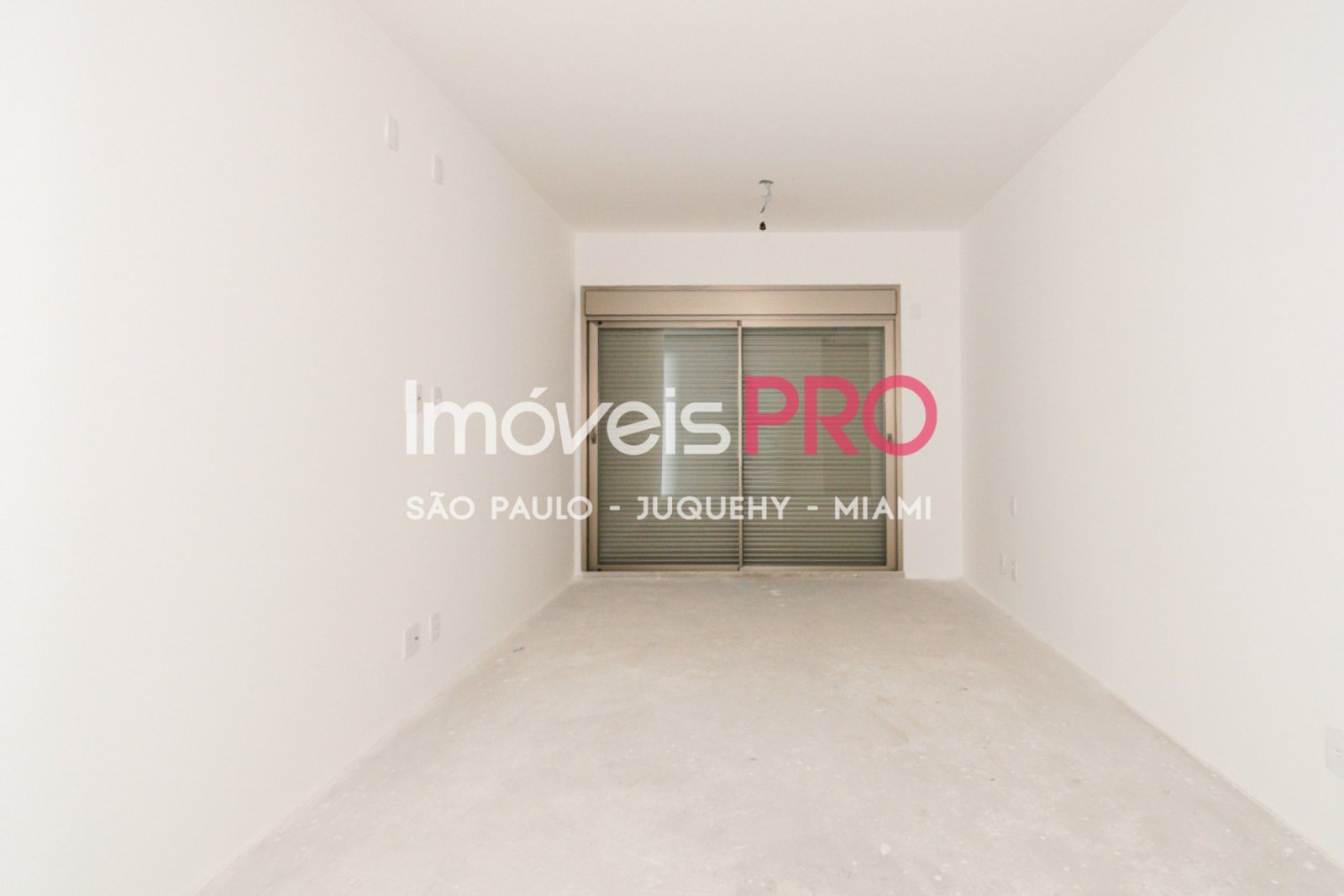 Foto :: https://assets.imoveispro.com.br/thumb/IP37870/apartamento-venda-moema-passaros_IP37870_29_1920x1080.jpg?