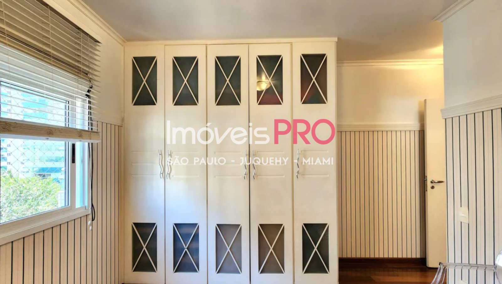 Foto :: https://assets.imoveispro.com.br/thumb/IP37886/apartamento-venda-moema-indios_IP37886_29_1920x1080.jpg?