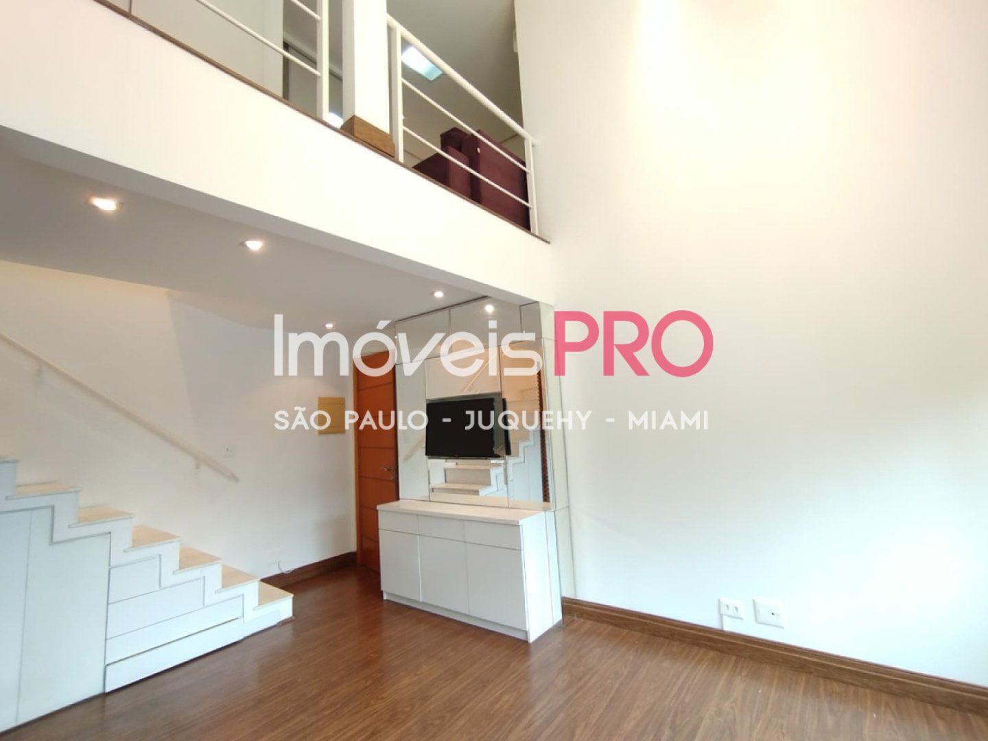 Foto :: https://assets.imoveispro.com.br/thumb/IP37888/apartamento-venda-moema-passaros_IP37888_17_1920x1080.jpg?