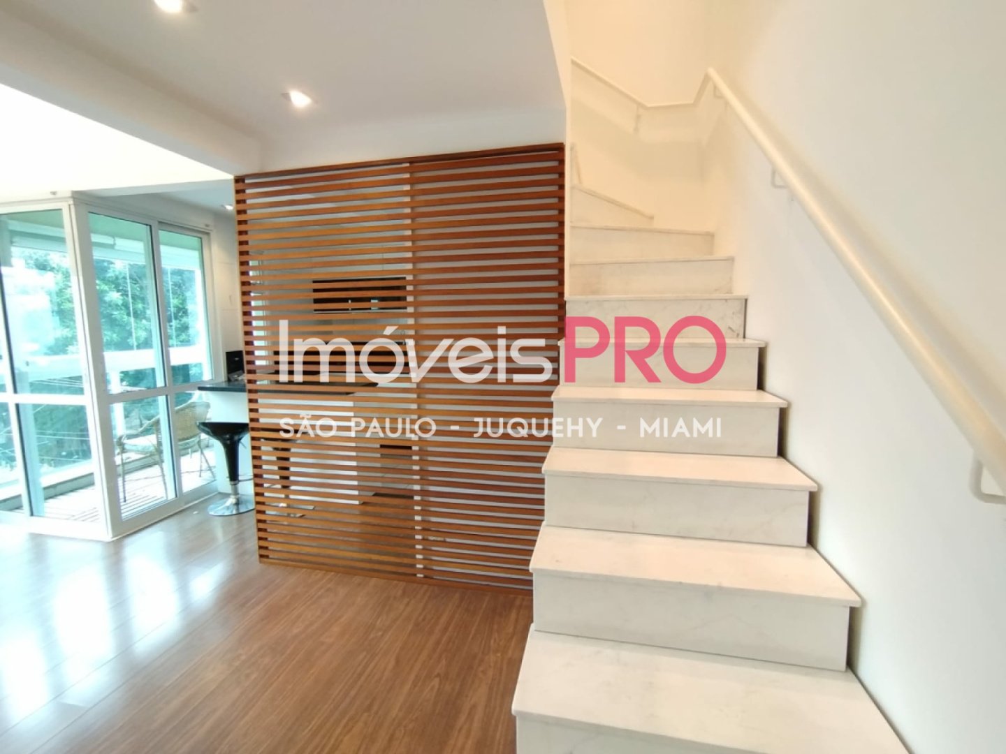 Foto :: https://assets.imoveispro.com.br/thumb/IP37888/apartamento-venda-moema-passaros_IP37888_35_1920x1080.jpg?