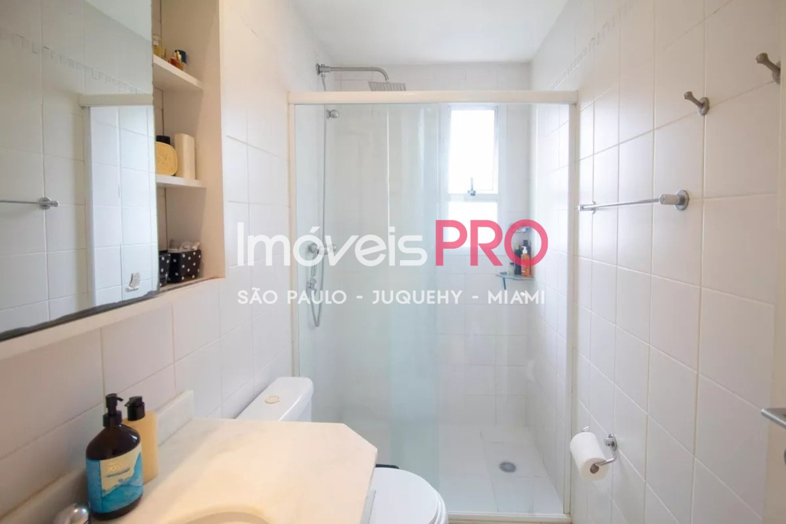Foto :: https://assets.imoveispro.com.br/thumb/IP37892/apartamento-venda-pinheiros_IP37892_17_1920x1080.jpg?