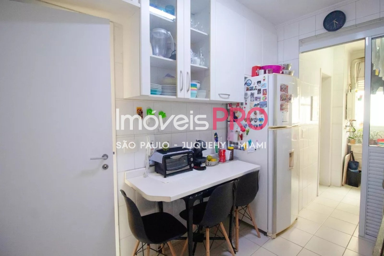 Foto :: https://assets.imoveispro.com.br/thumb/IP37892/apartamento-venda-pinheiros_IP37892_35_1920x1080.jpg?