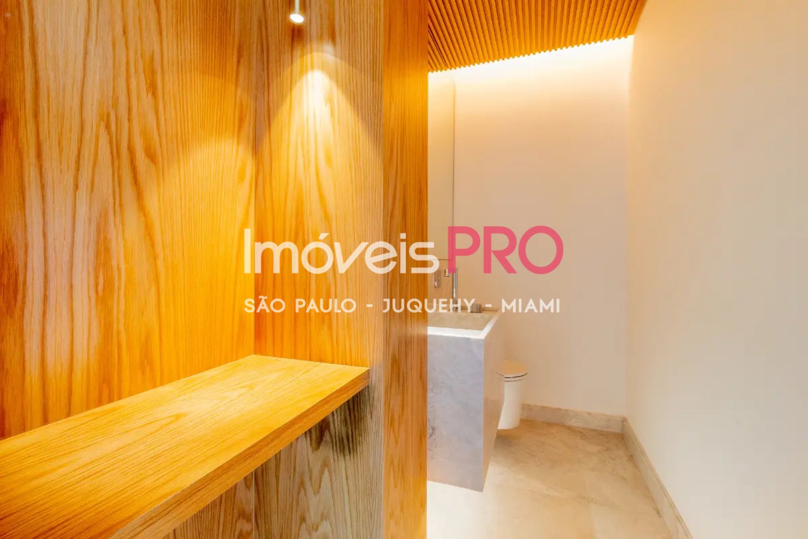 Foto :: https://assets.imoveispro.com.br/thumb/IP37902/apartamento-venda-higienopolis_IP37902_11_1920x1080.jpg?