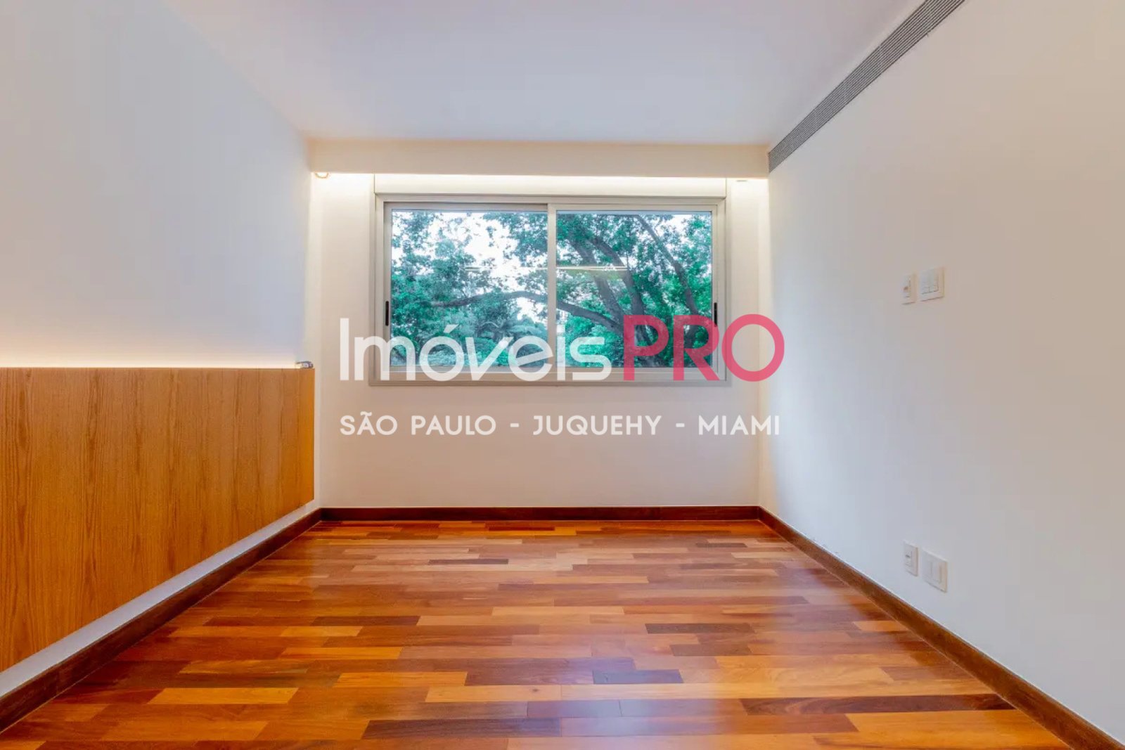 Foto :: https://assets.imoveispro.com.br/thumb/IP37902/apartamento-venda-higienopolis_IP37902_29_1920x1080.jpg?