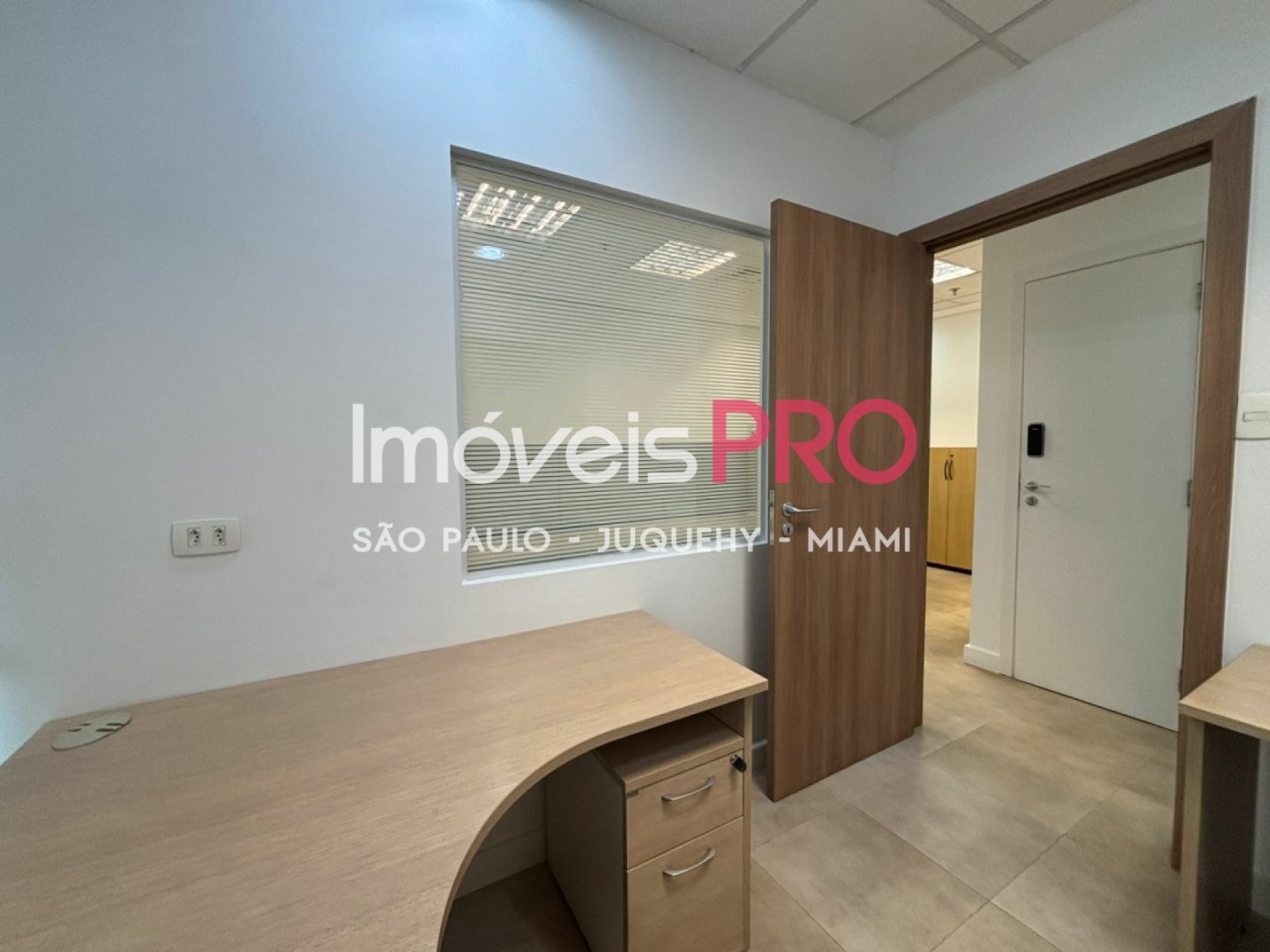 Foto :: https://assets.imoveispro.com.br/thumb/IP37905/conj-comercial-aluguel-brooklin_IP37905_11_1920x1080.jpg?