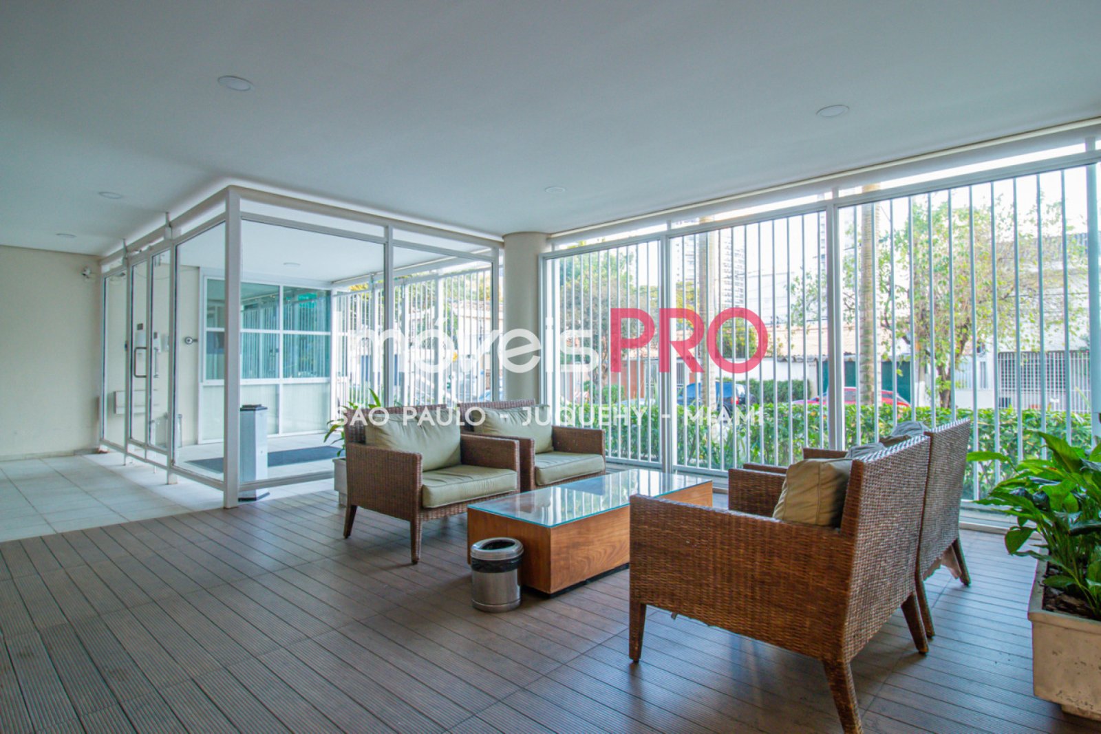 Foto :: https://assets.imoveispro.com.br/thumb/IP37908/apartamento-venda-brooklin_IP37908_17_1920x1080.jpg?