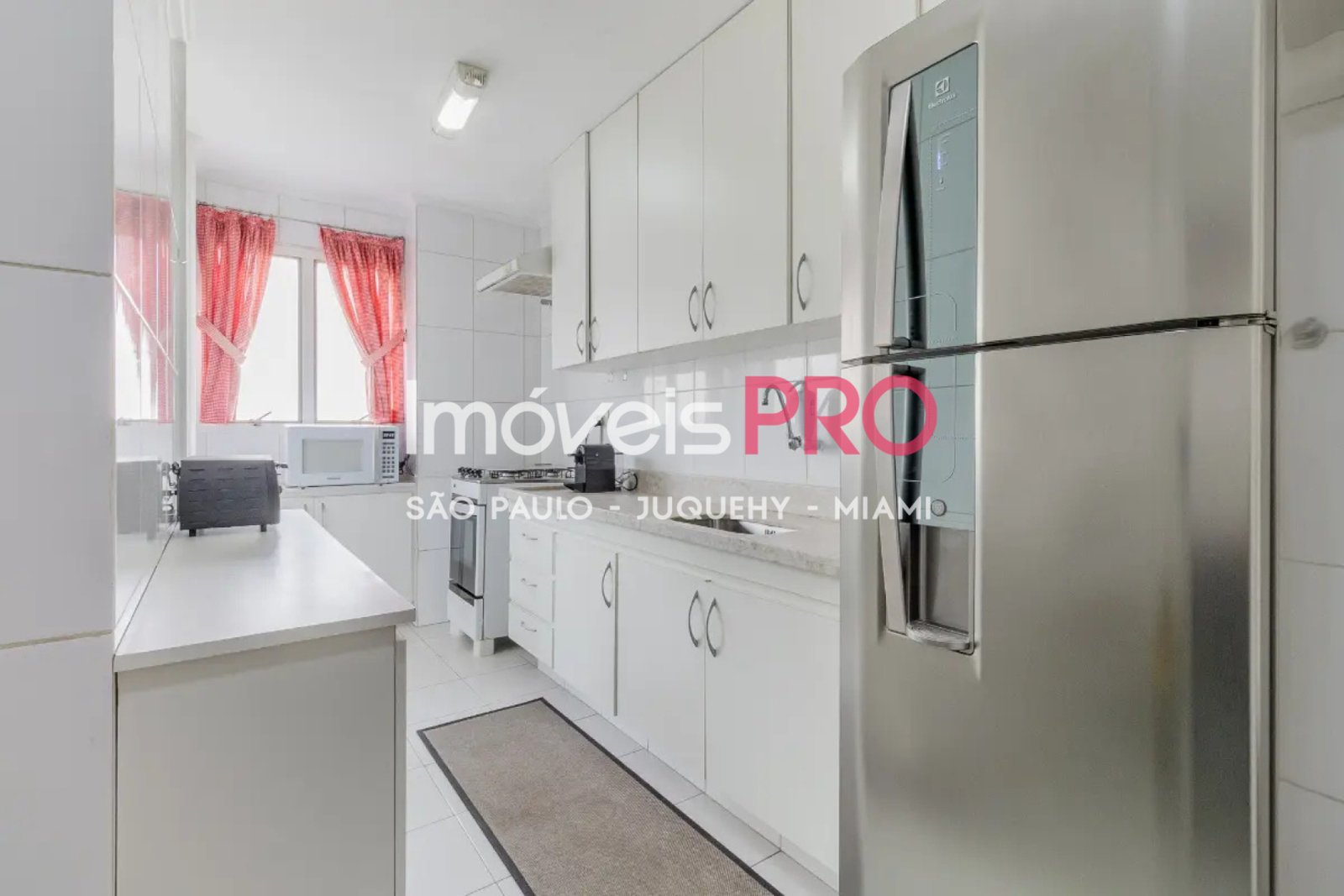 Foto :: https://assets.imoveispro.com.br/thumb/IP37913/apartamento-venda-moema-passaros_IP37913_17_1920x1080.jpg?