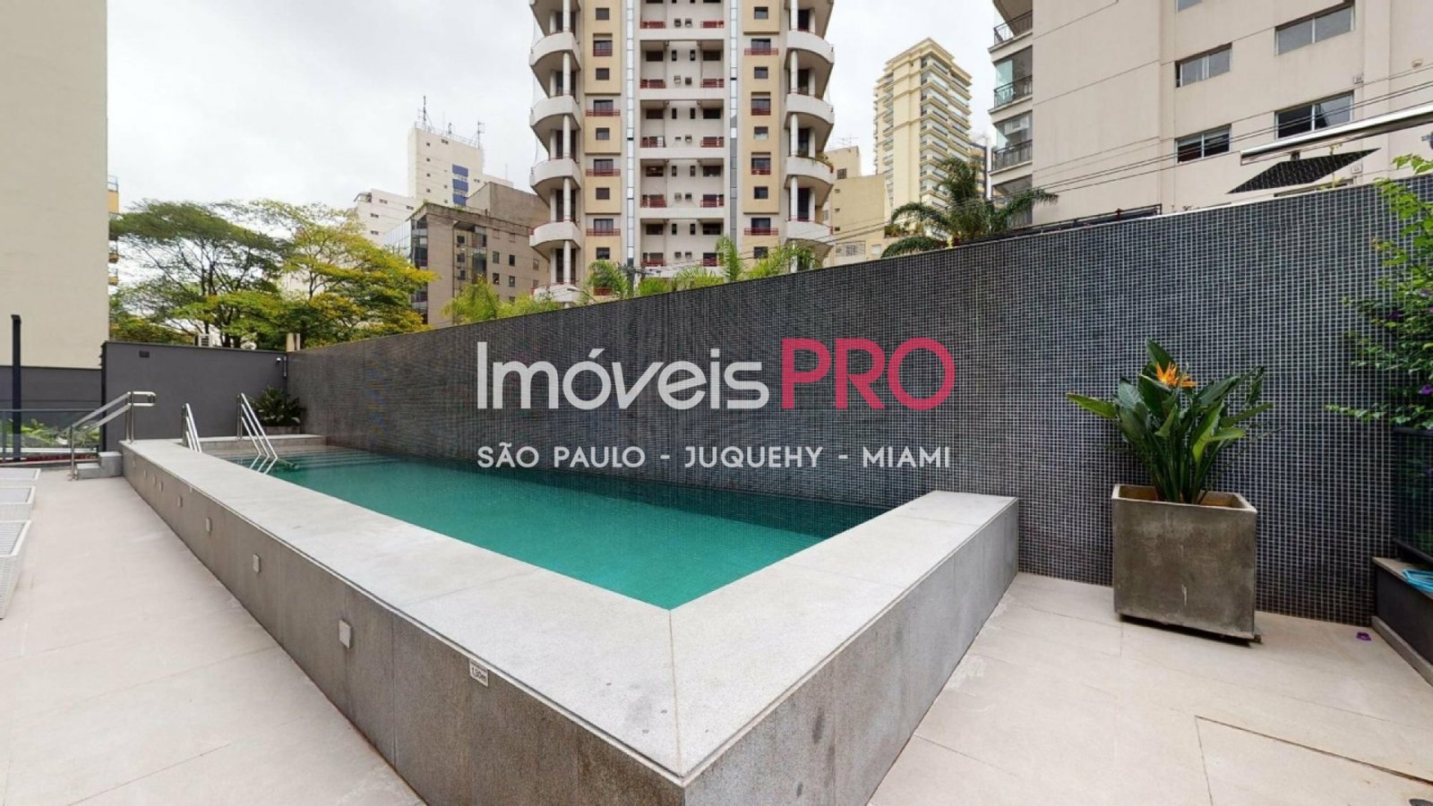 Foto :: https://assets.imoveispro.com.br/thumb/IP37920/apartamento-venda-itaim-bibi_IP37920_35_1920x1080.jpg?