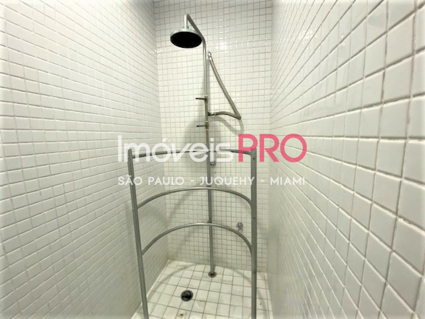 Foto :: https://assets.imoveispro.com.br/thumb/IP37921/apartamento-aluguel-itaim-bibi_IP37921_23_1920x1080.jpg?