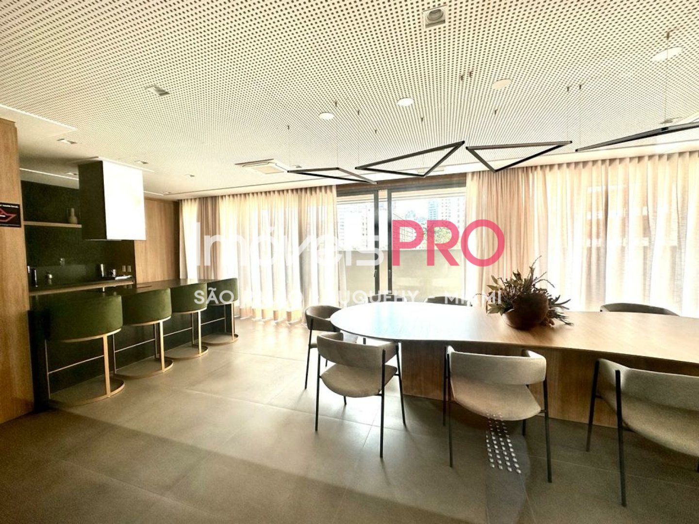 Foto :: https://assets.imoveispro.com.br/thumb/IP37926/apartamento-venda-vila-nova-conceicao_IP37926_11_1920x1080.jpg?