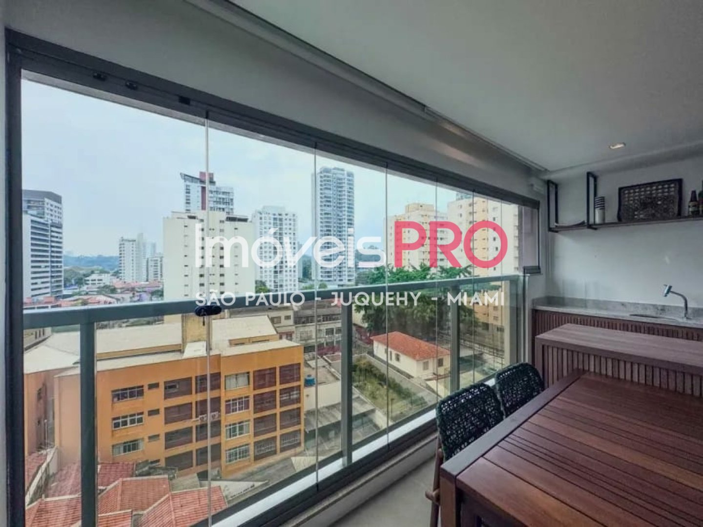 Foto :: https://assets.imoveispro.com.br/thumb/IP37930/apartamento-venda-brooklin_IP37930_35_1920x1080.jpg?