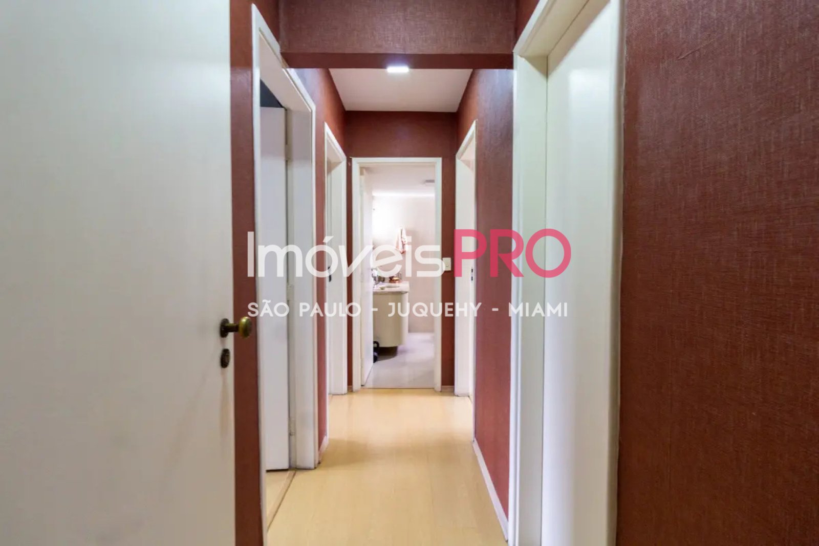 Foto :: https://assets.imoveispro.com.br/thumb/IP37956/apartamento-venda-vila-mariana_IP37956_11_1920x1080.jpg?