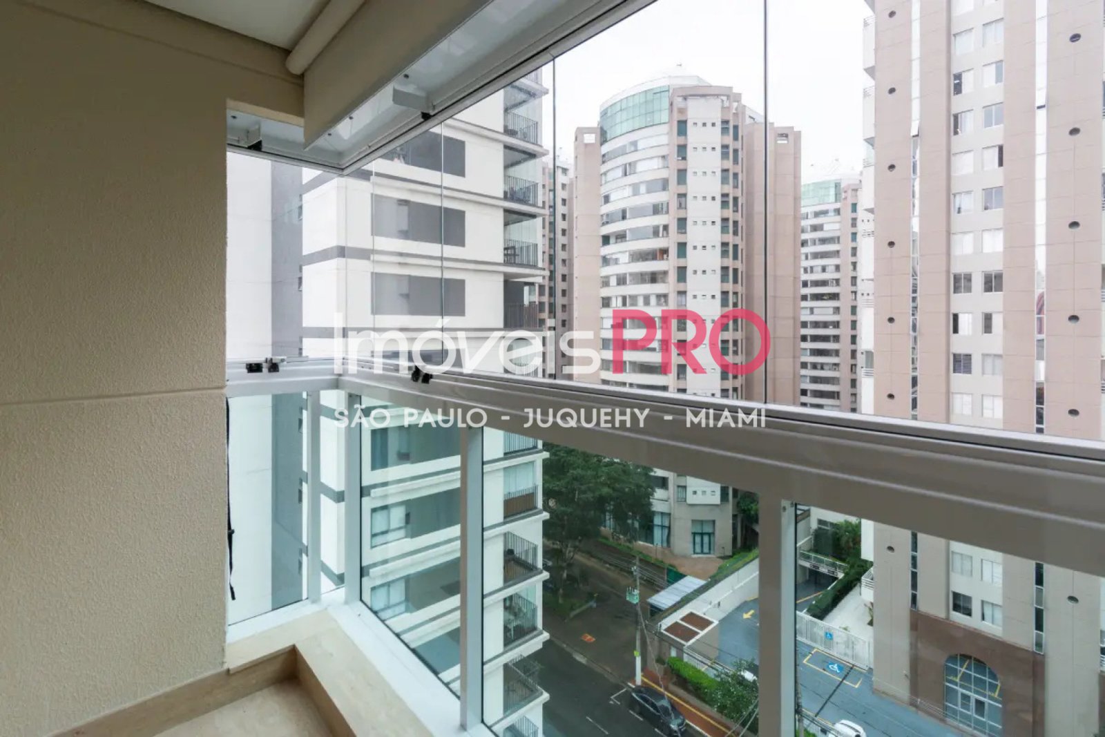 Foto :: https://assets.imoveispro.com.br/thumb/IP37968/apartamento-venda-moema-indios_IP37968_41_1920x1080.jpg?