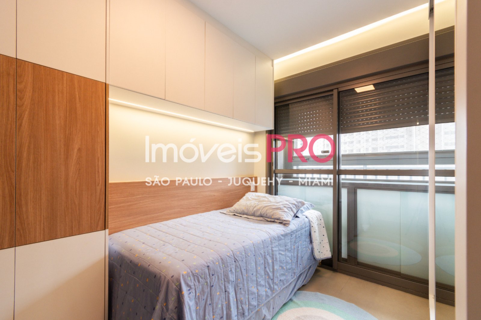 Foto :: https://assets.imoveispro.com.br/thumb/IP37973/apartamento-venda-vila-mariana_IP37973_41_1920x1080.jpg?