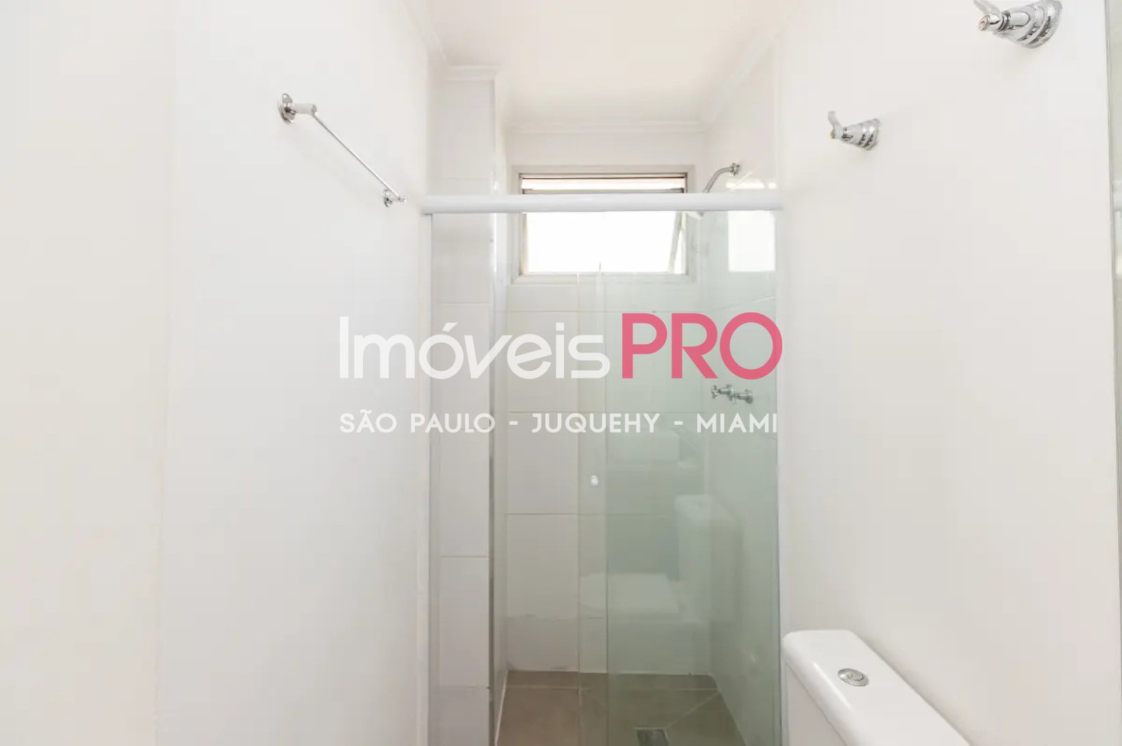 Foto :: https://assets.imoveispro.com.br/thumb/IP37989/apartamento-venda-itaim-bibi_IP37989_17_1920x1080.jpg?