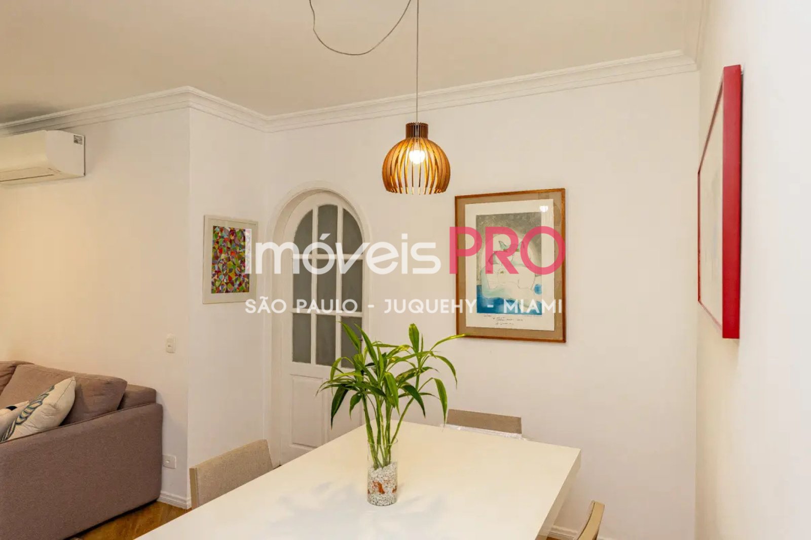 Foto :: https://assets.imoveispro.com.br/thumb/IP37990/apartamento-venda-moema-passaros_IP37990_11_1920x1080.jpg?