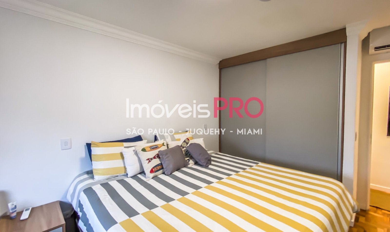 Foto :: https://assets.imoveispro.com.br/thumb/IP37993/apartamento-venda-campo-belo_IP37993_11_1920x1080.jpg?