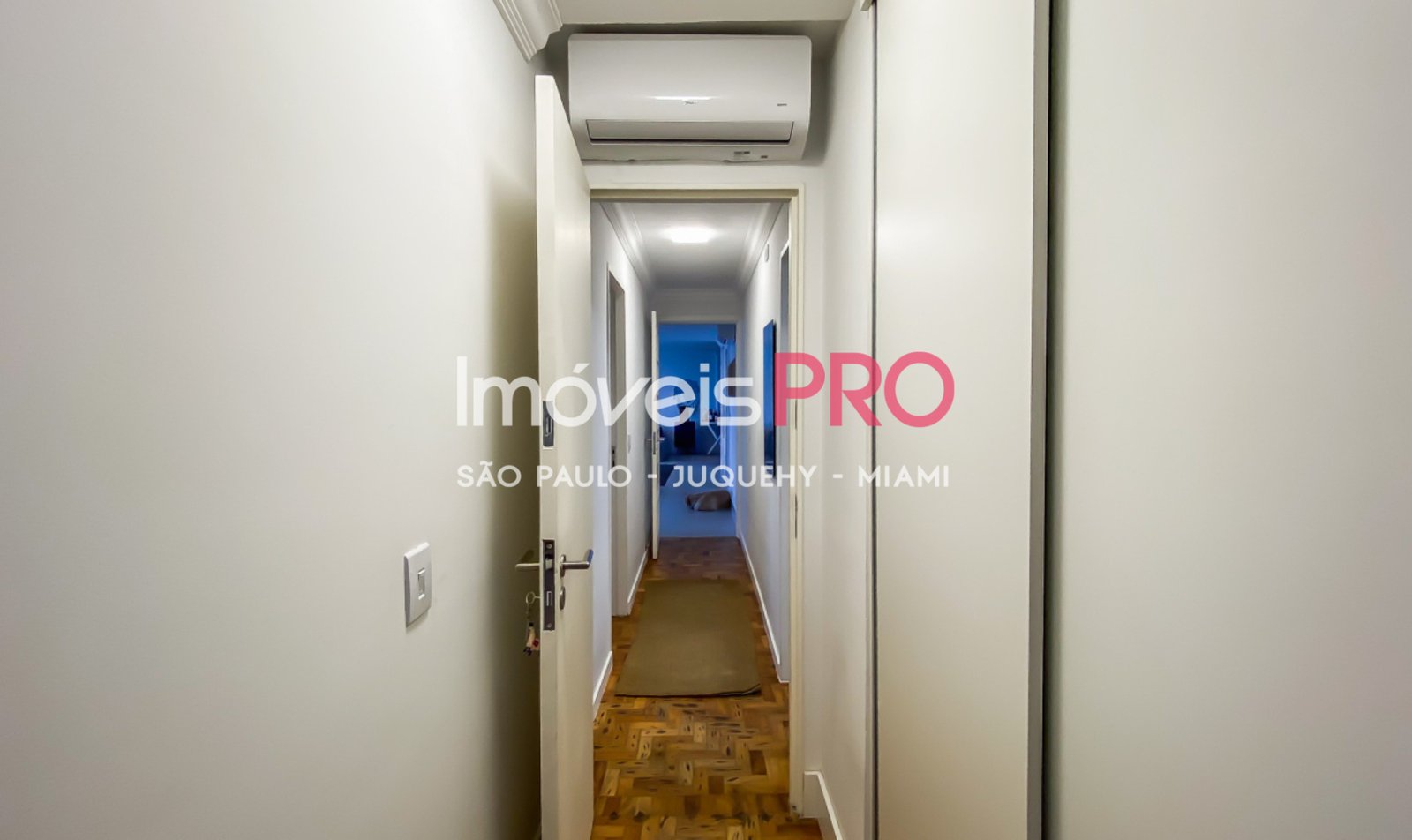 Foto :: https://assets.imoveispro.com.br/thumb/IP37993/apartamento-venda-campo-belo_IP37993_17_1920x1080.jpg?