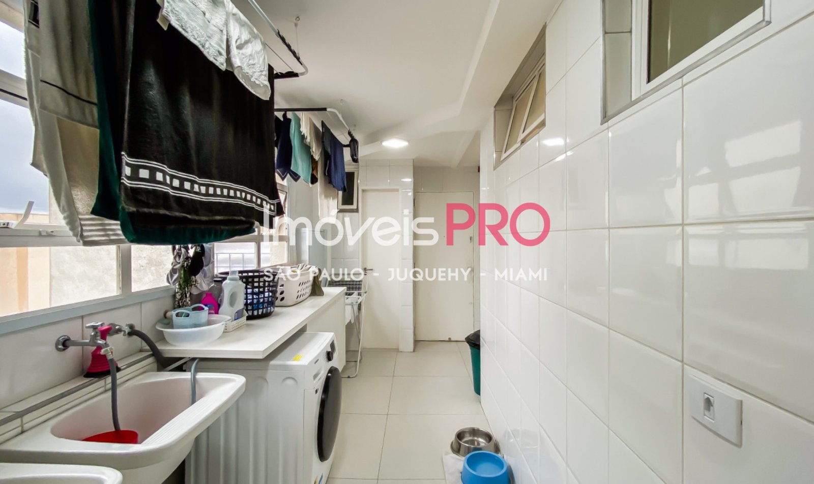 Foto :: https://assets.imoveispro.com.br/thumb/IP37993/apartamento-venda-campo-belo_IP37993_23_1920x1080.jpg?