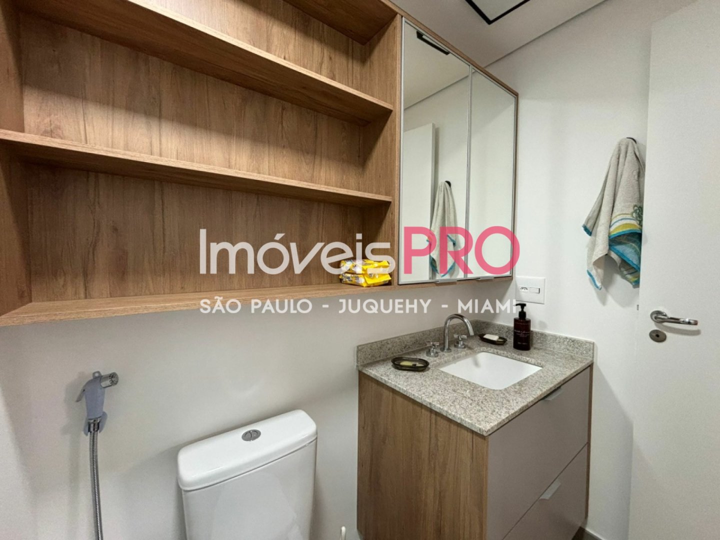 Foto :: https://assets.imoveispro.com.br/thumb/IP38002/apartamento-aluguel-planalto-paulista_IP38002_17_1920x1080.jpg?