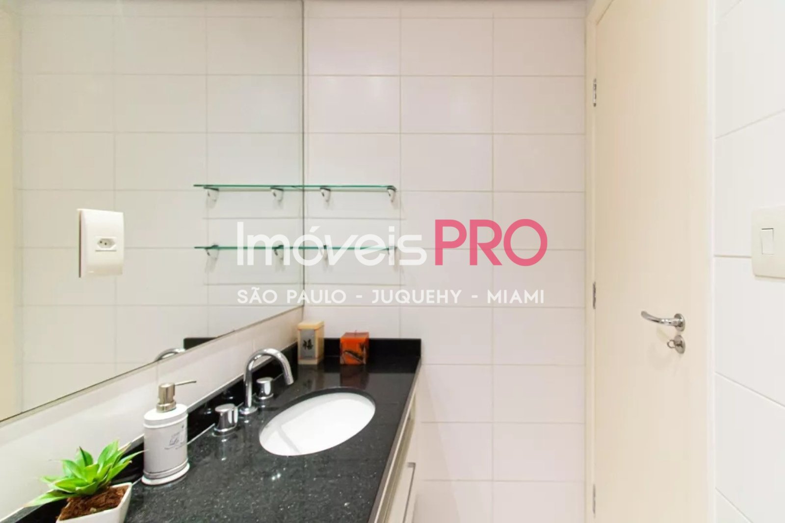 Foto :: https://assets.imoveispro.com.br/thumb/IP38003/apartamento-venda-perdizes_IP38003_29_1920x1080.jpg?