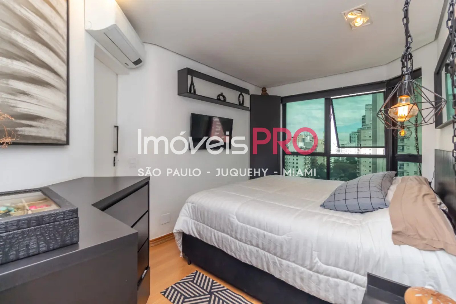 Foto :: https://assets.imoveispro.com.br/thumb/IP38005/cobertura-duplex-venda-moema-indios_IP38005_17_1920x1080.jpg?